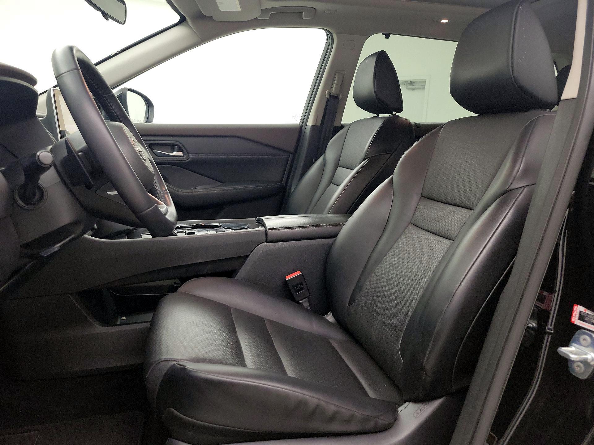 Thumbnail: 2022 Nissan Rogue - 11