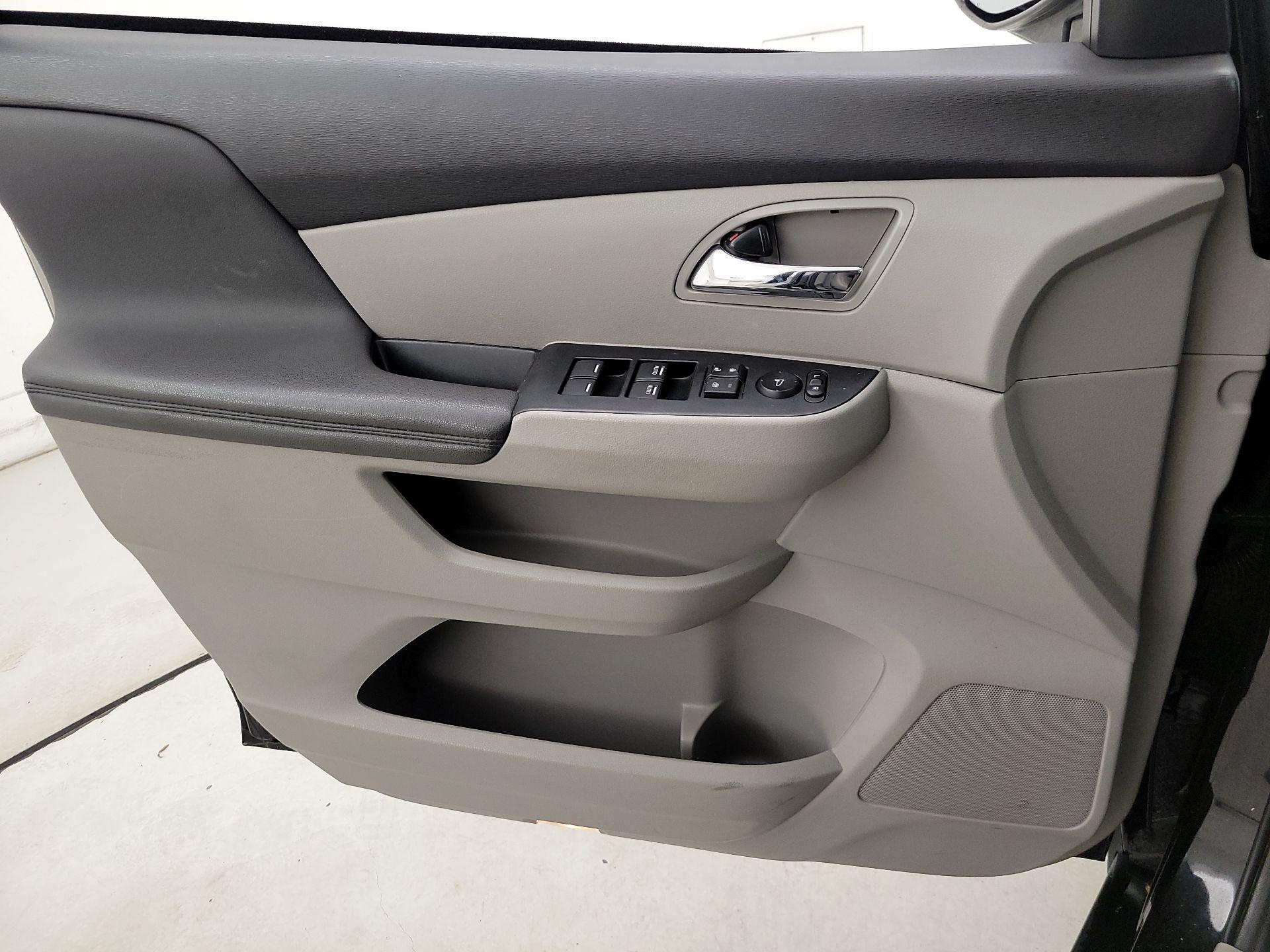 Thumbnail: 2014 Honda Odyssey - 12