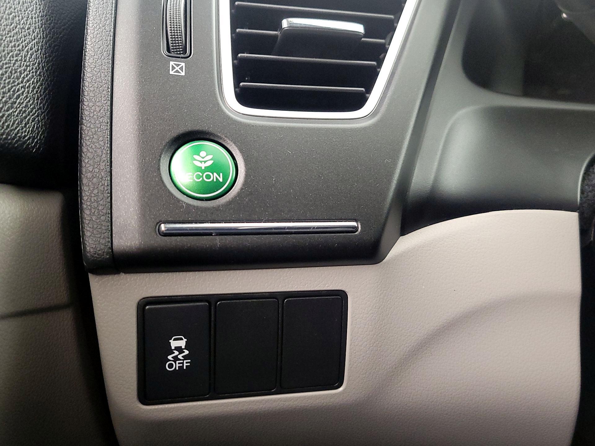 Thumbnail: 2015 Honda Civic - 13