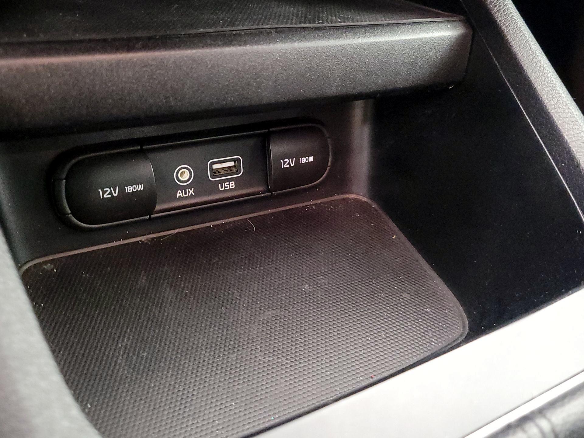 Thumbnail: 2020 Kia Forte - 18