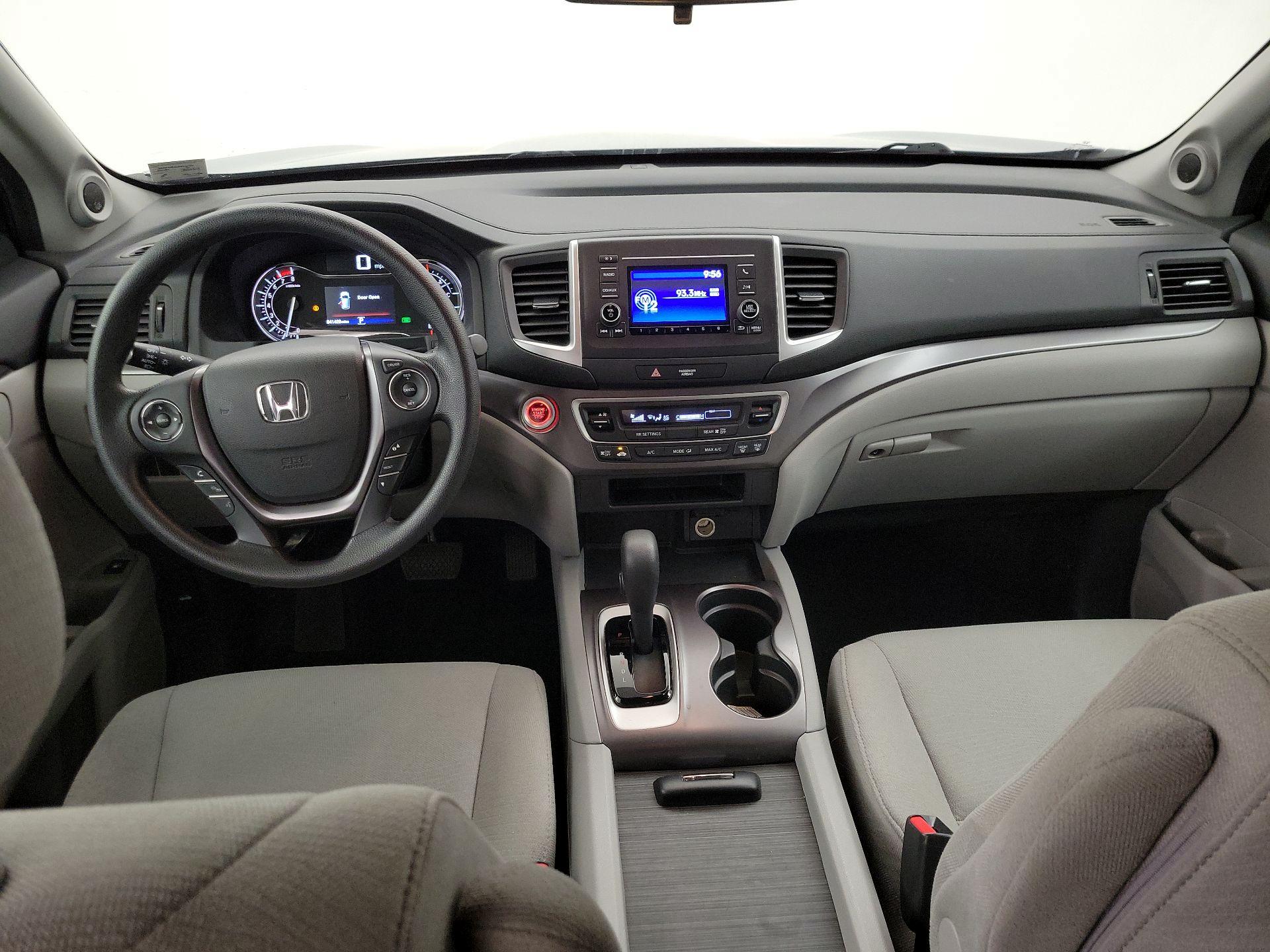 Thumbnail: 2016 Honda Pilot - 9