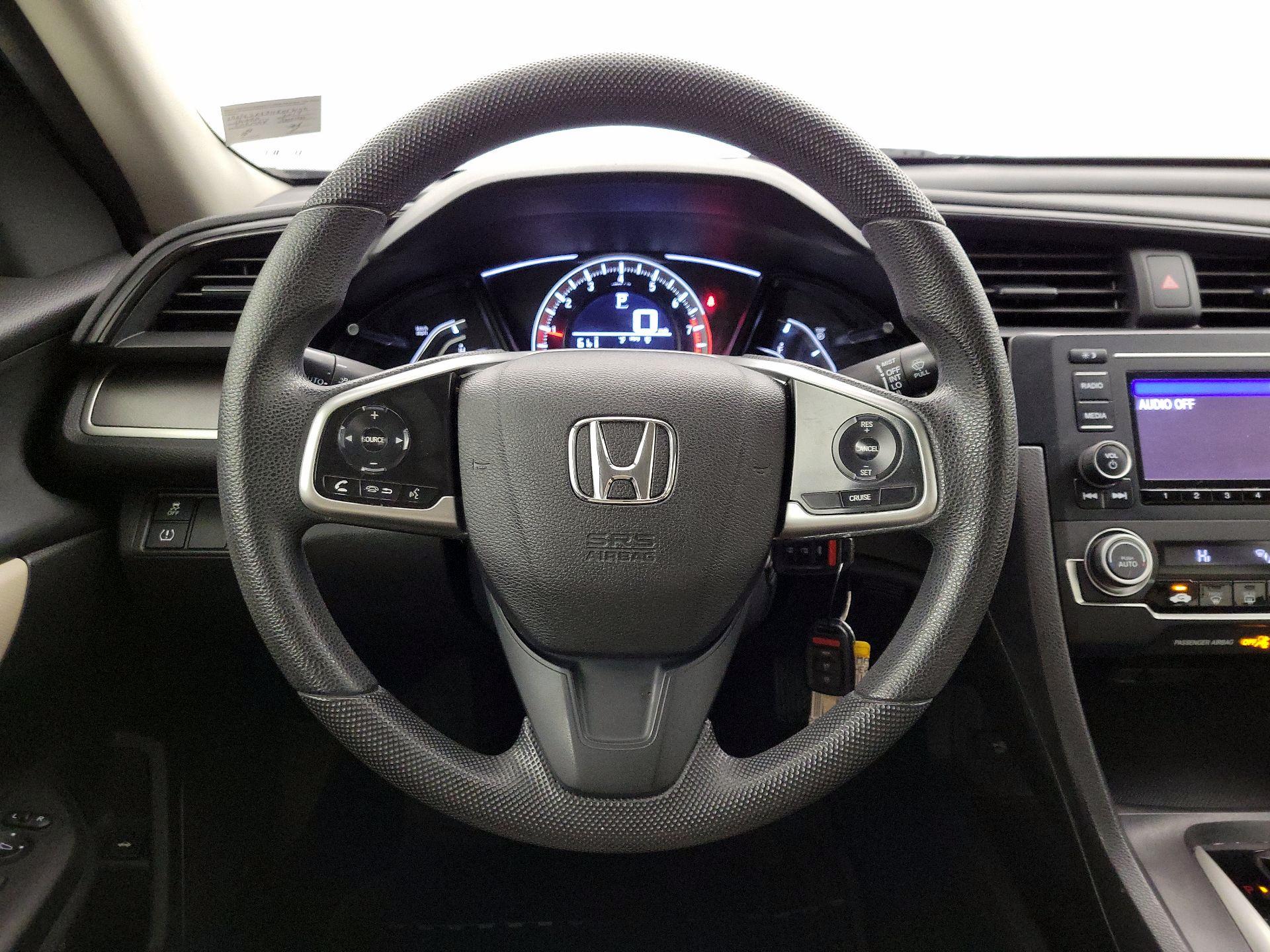 Thumbnail: 2017 Honda Civic - 10