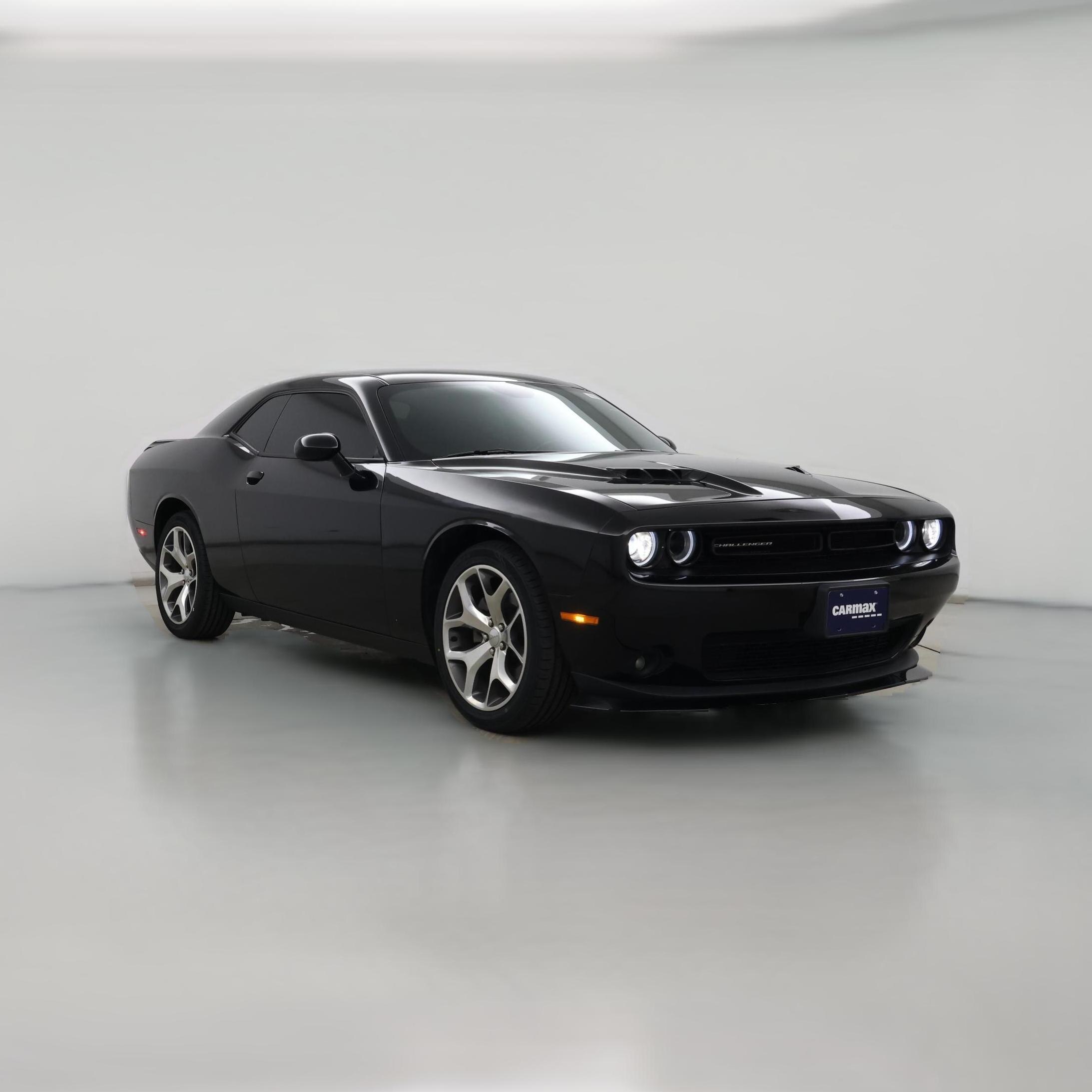 Thumbnail: 2016 Dodge Challenger - 1