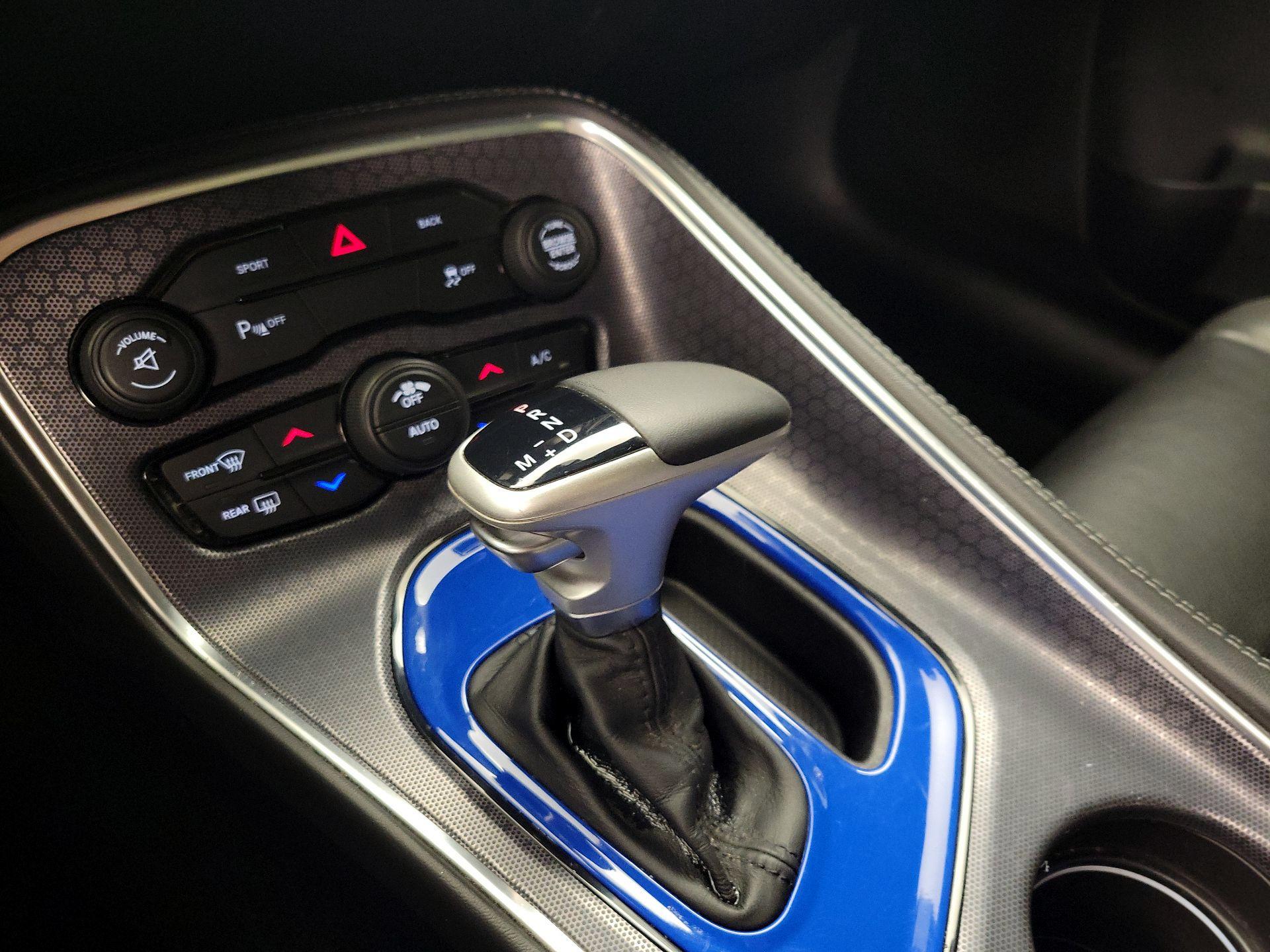 Thumbnail: 2016 Dodge Challenger - 17