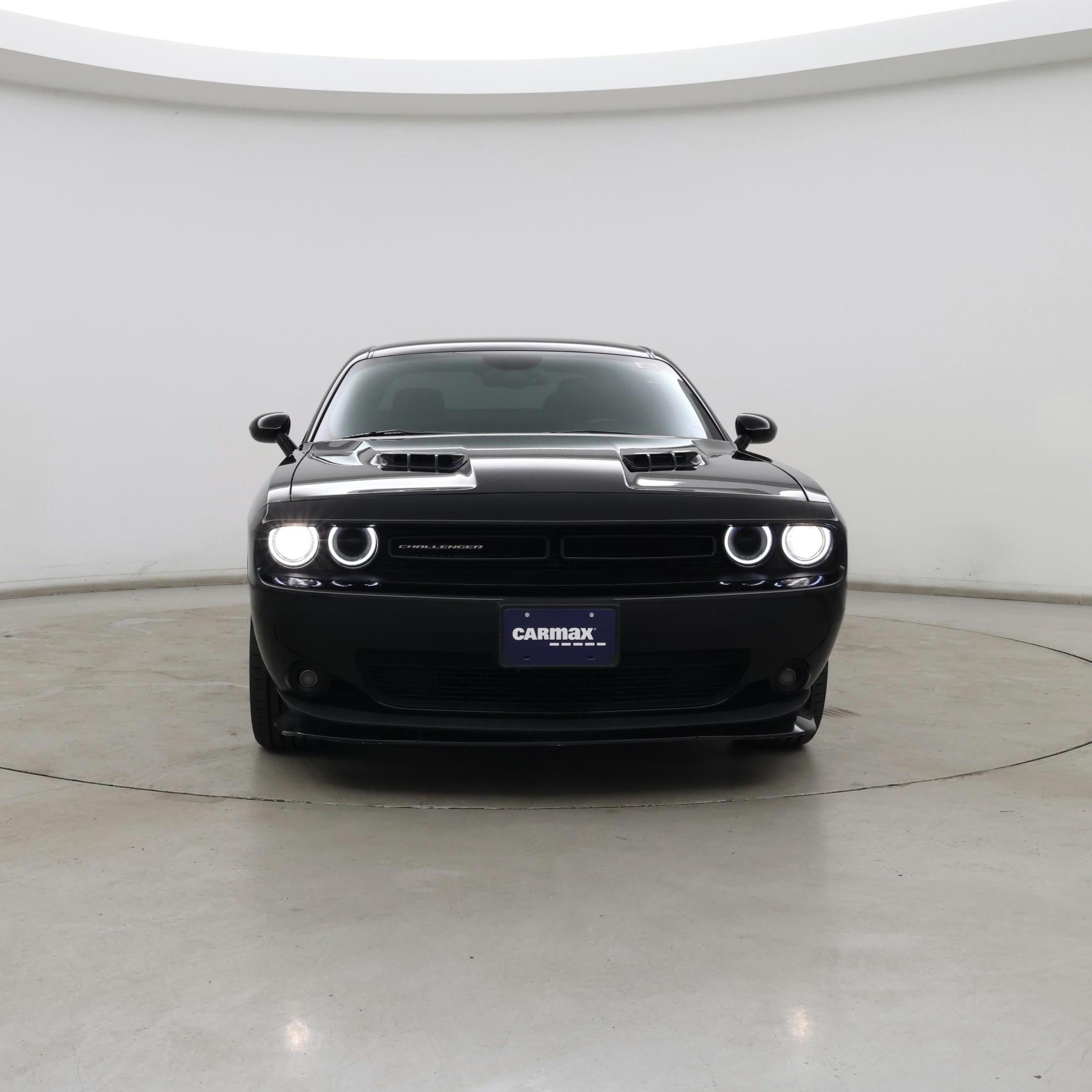 Thumbnail: 2016 Dodge Challenger - 5