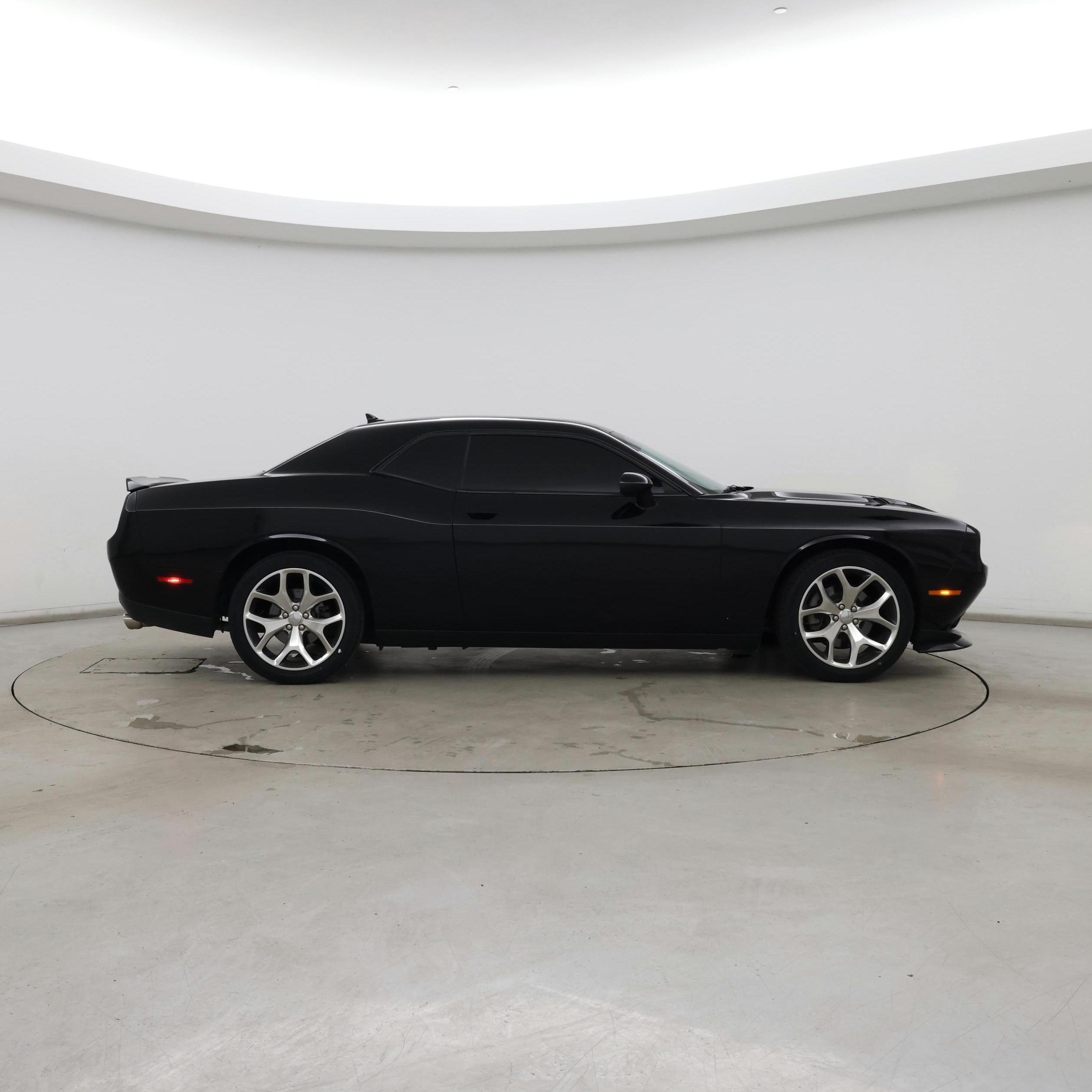 Thumbnail: 2016 Dodge Challenger - 7