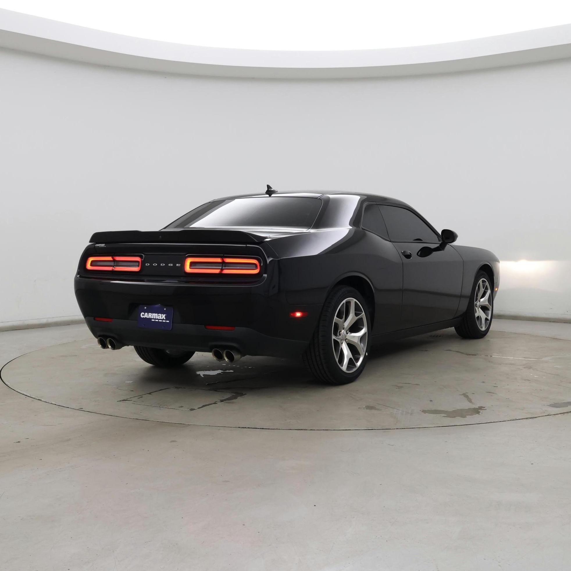 Thumbnail: 2016 Dodge Challenger - 8