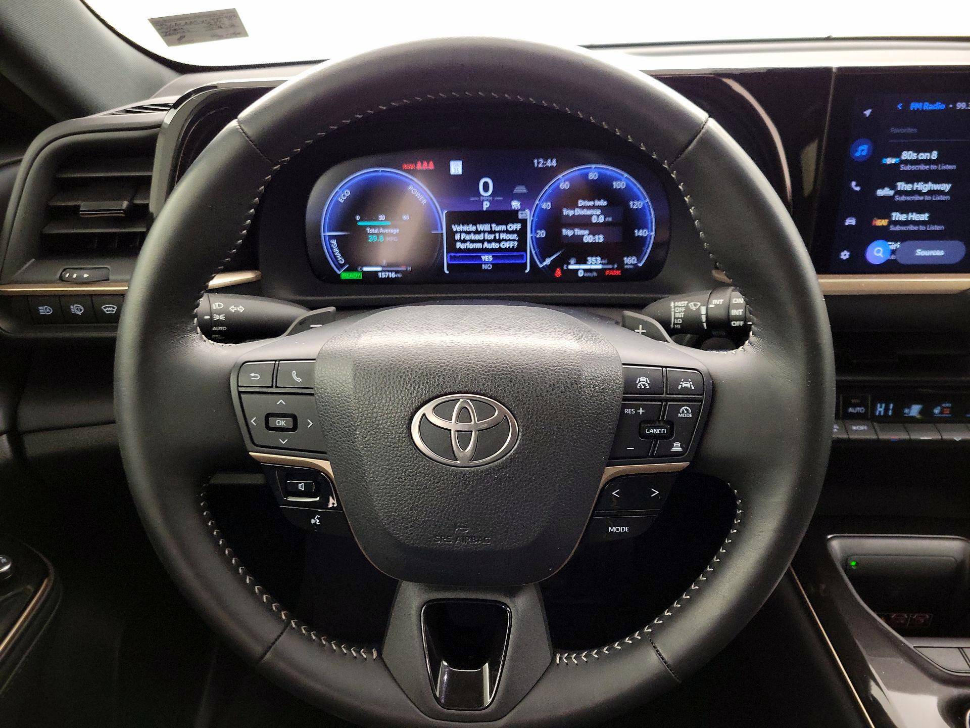 Thumbnail: 2025 Toyota Crown Signia - 10