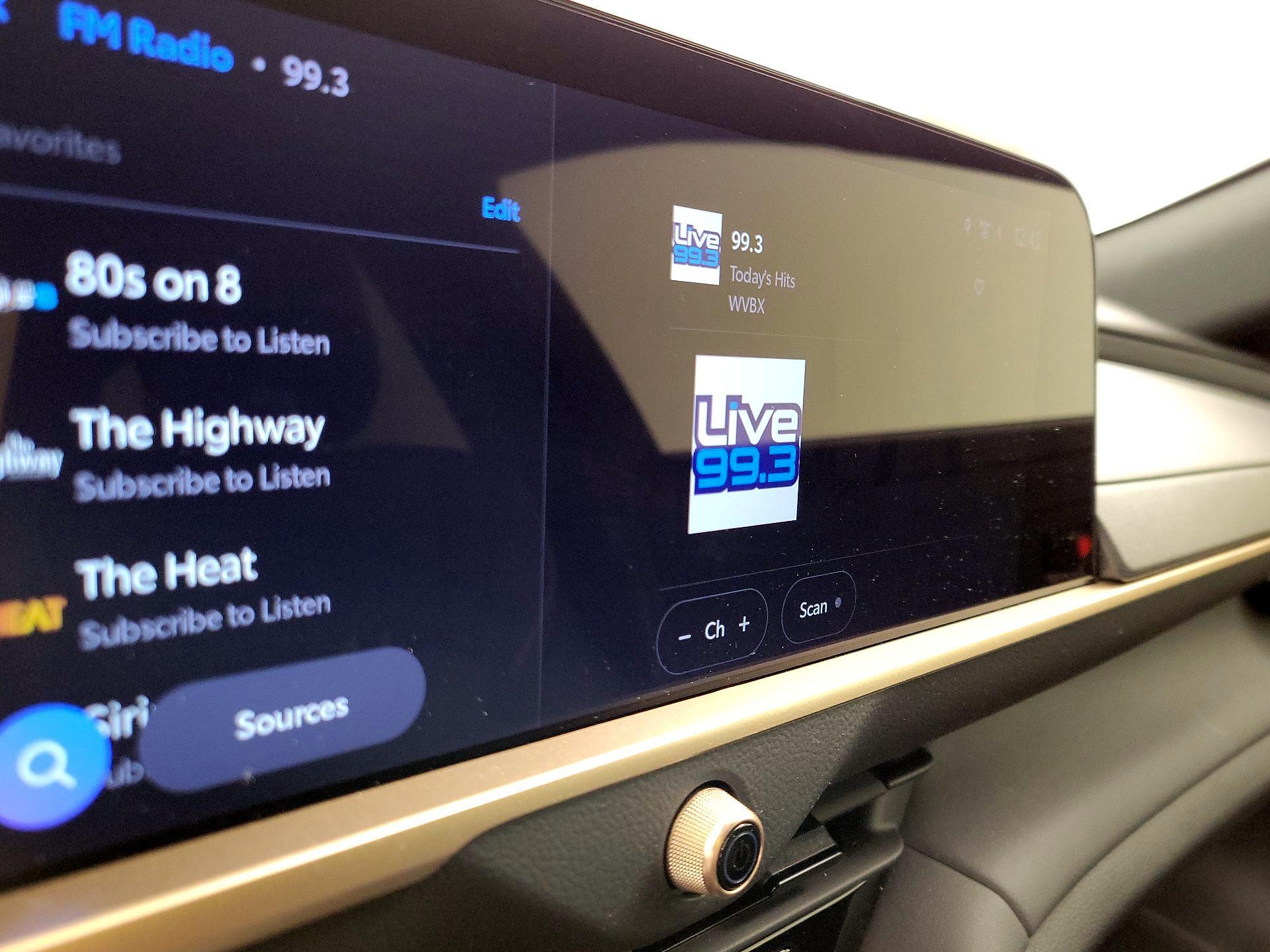 Thumbnail: 2025 Toyota Crown Signia - 15