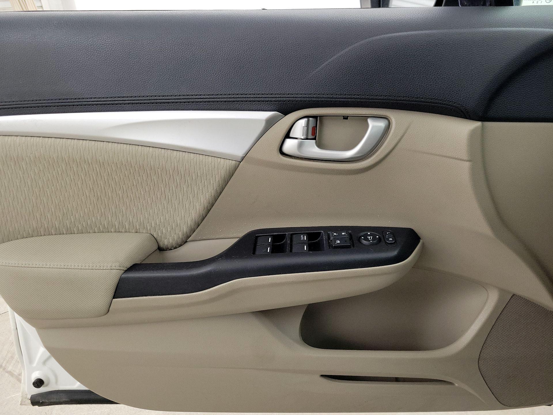 Thumbnail: 2014 Honda Civic - 12