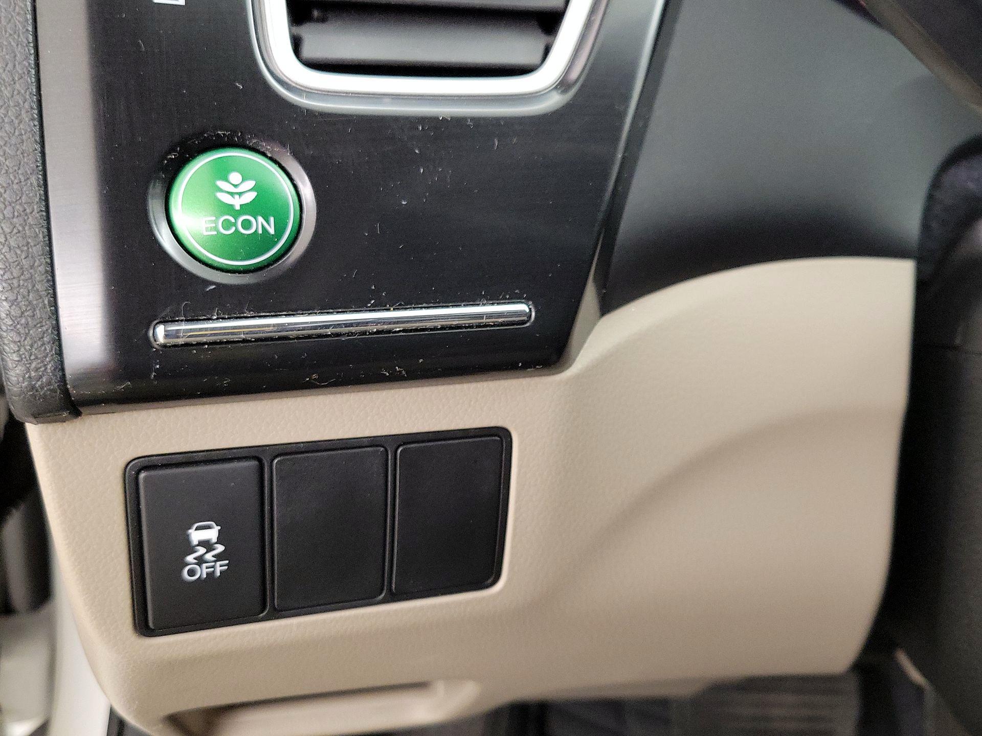 Thumbnail: 2014 Honda Civic - 13