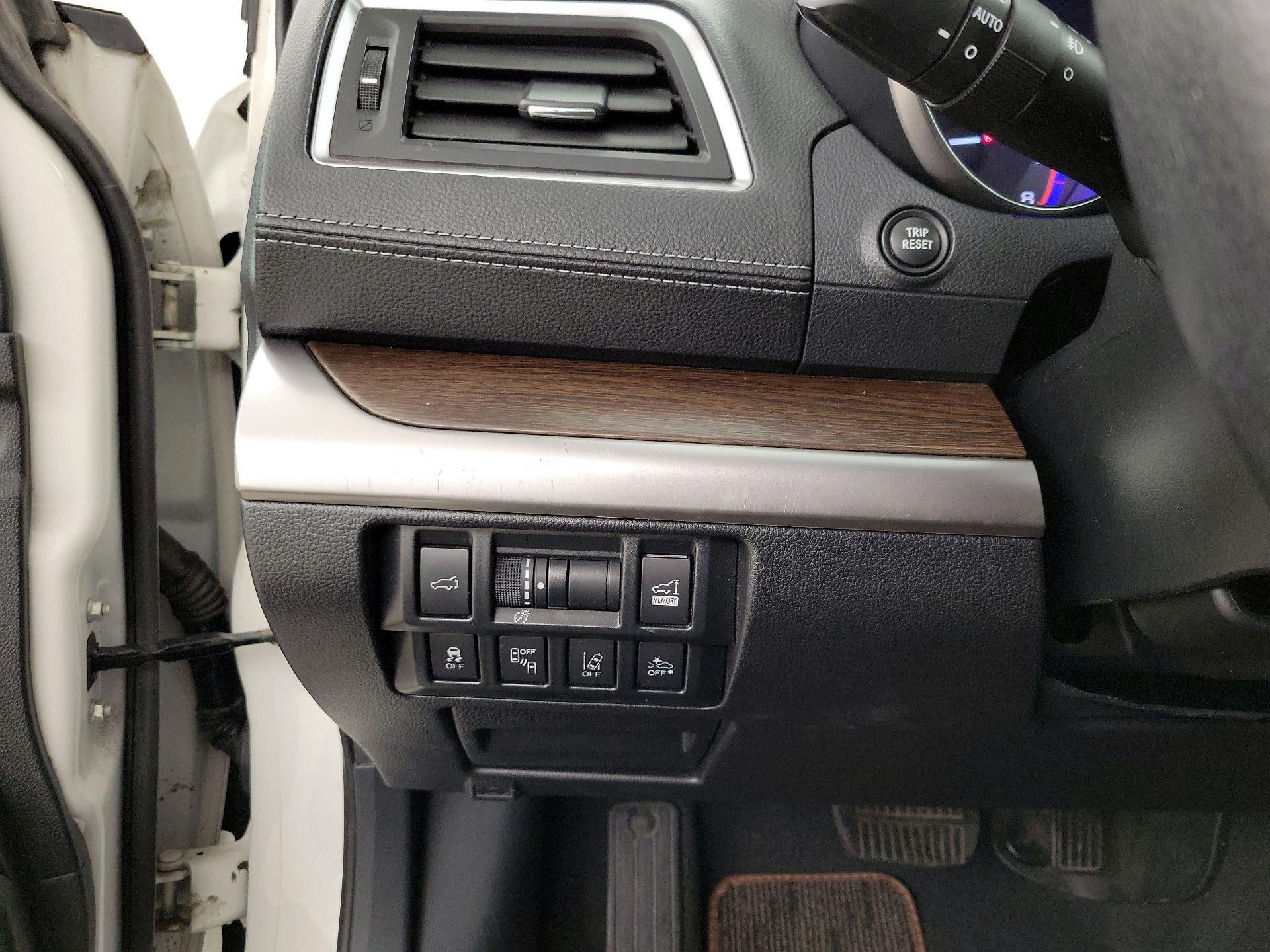 Thumbnail: 2018 Subaru Outback - 13