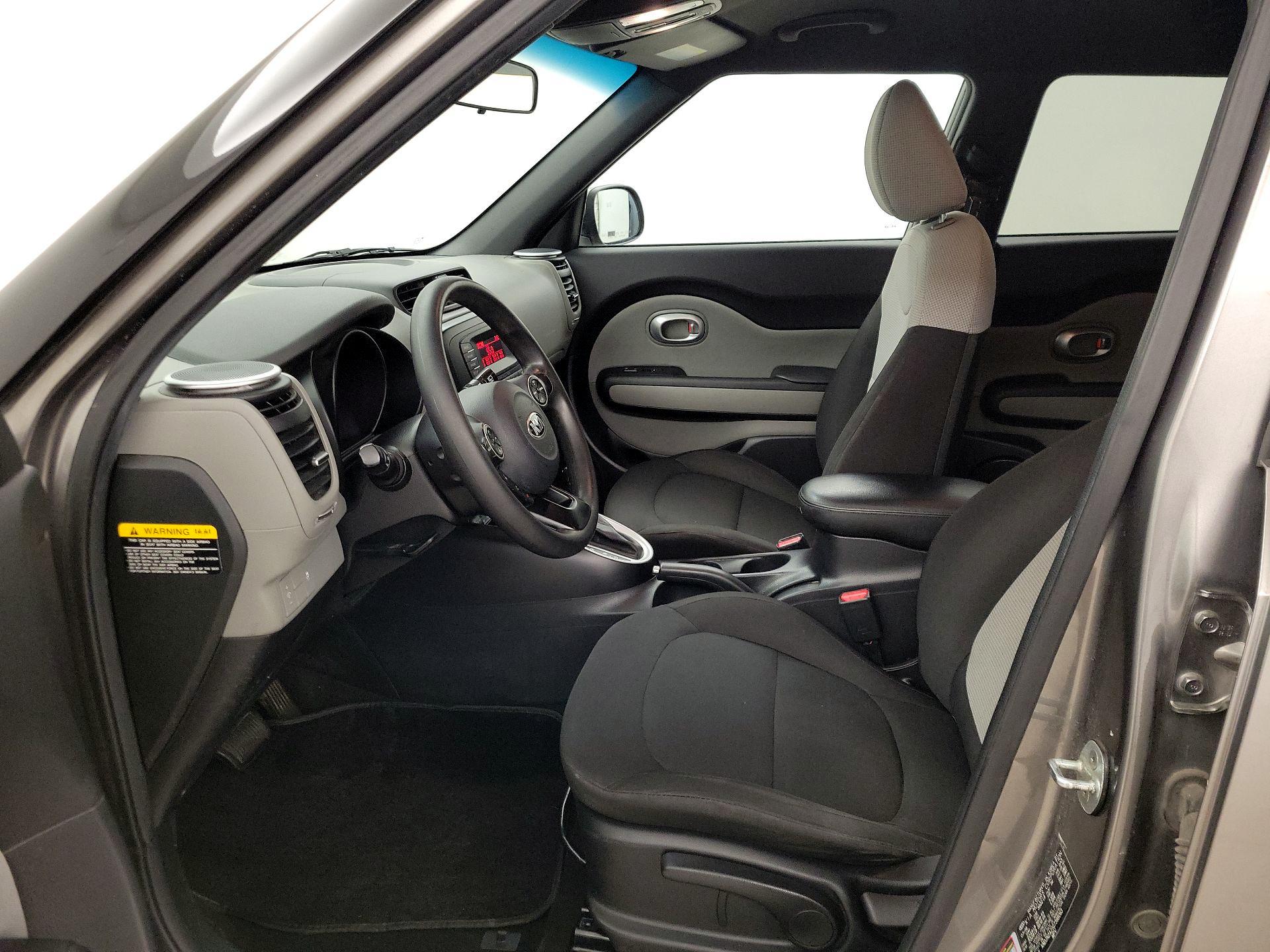 Thumbnail: 2016 Kia Soul - 11