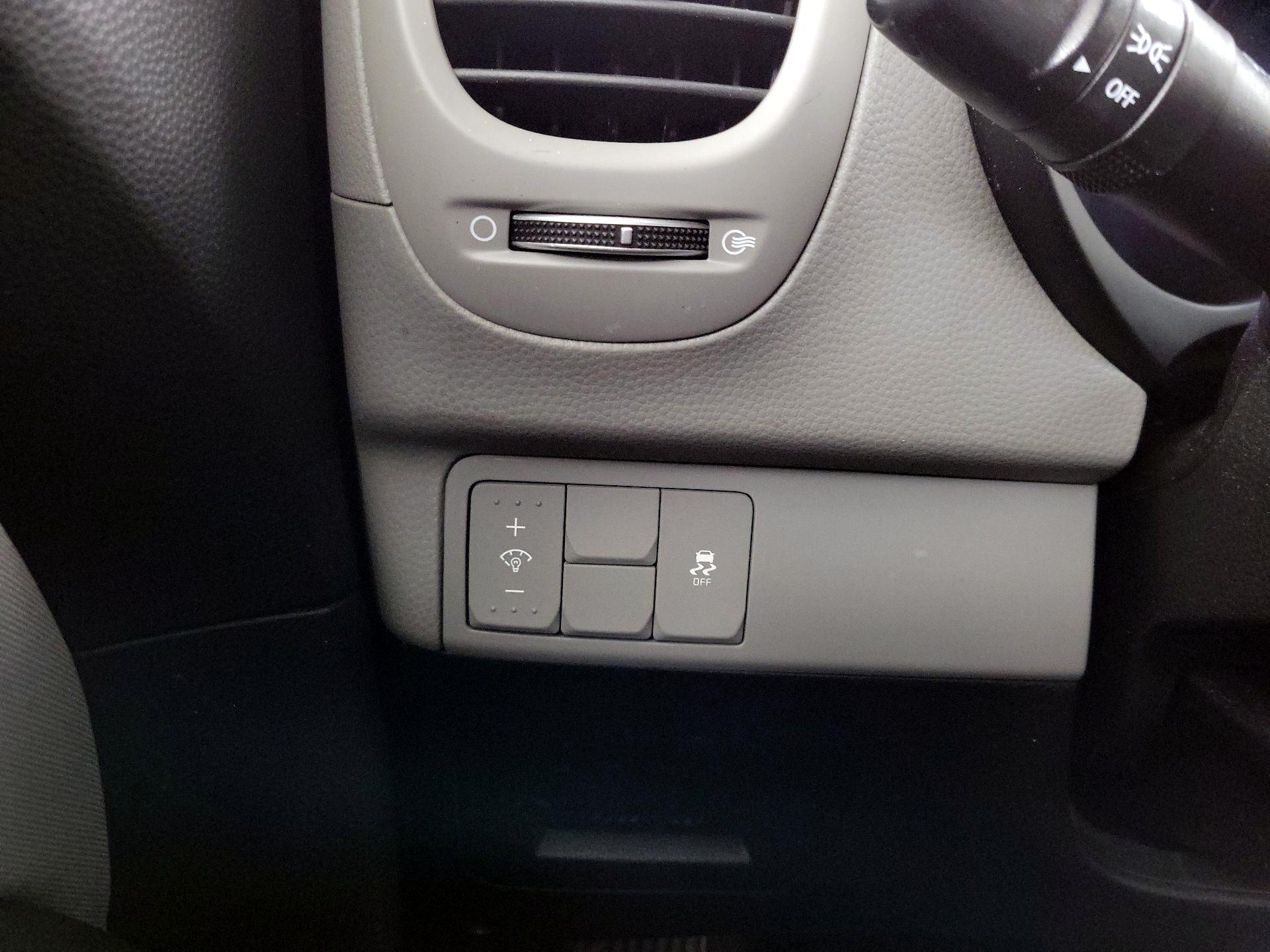 Thumbnail: 2016 Kia Soul - 13