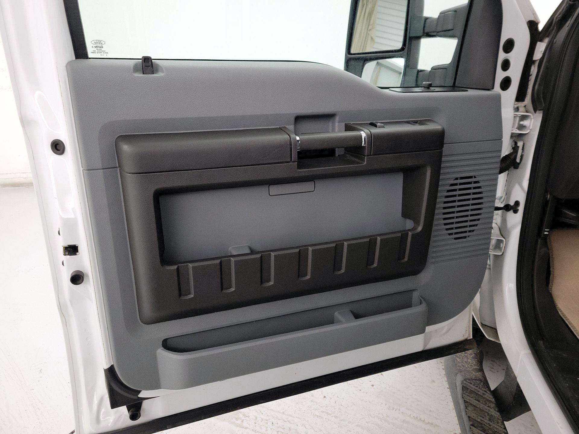 Thumbnail: 2014 Ford F-250 - 12