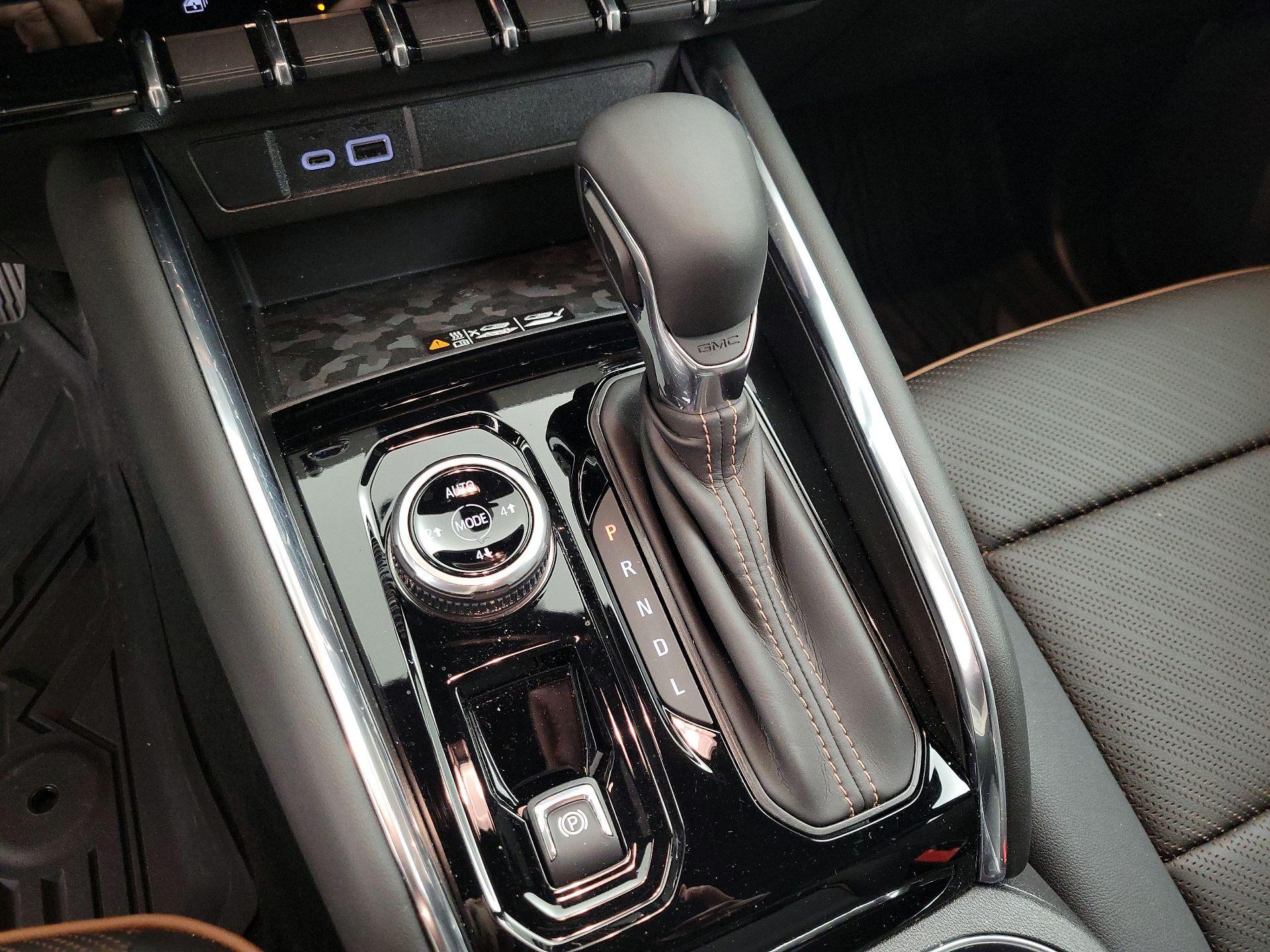 Thumbnail: 2024 GMC Canyon - 17