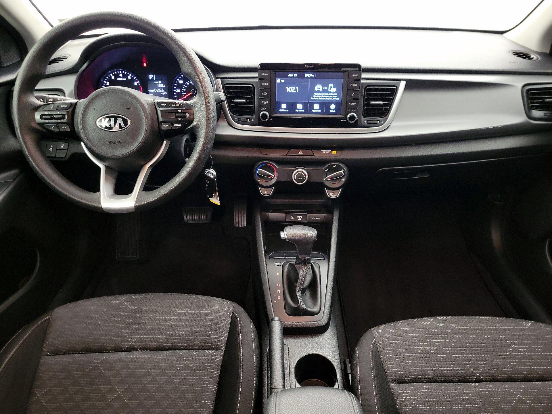 Thumbnail: 2019 Kia Rio - 9