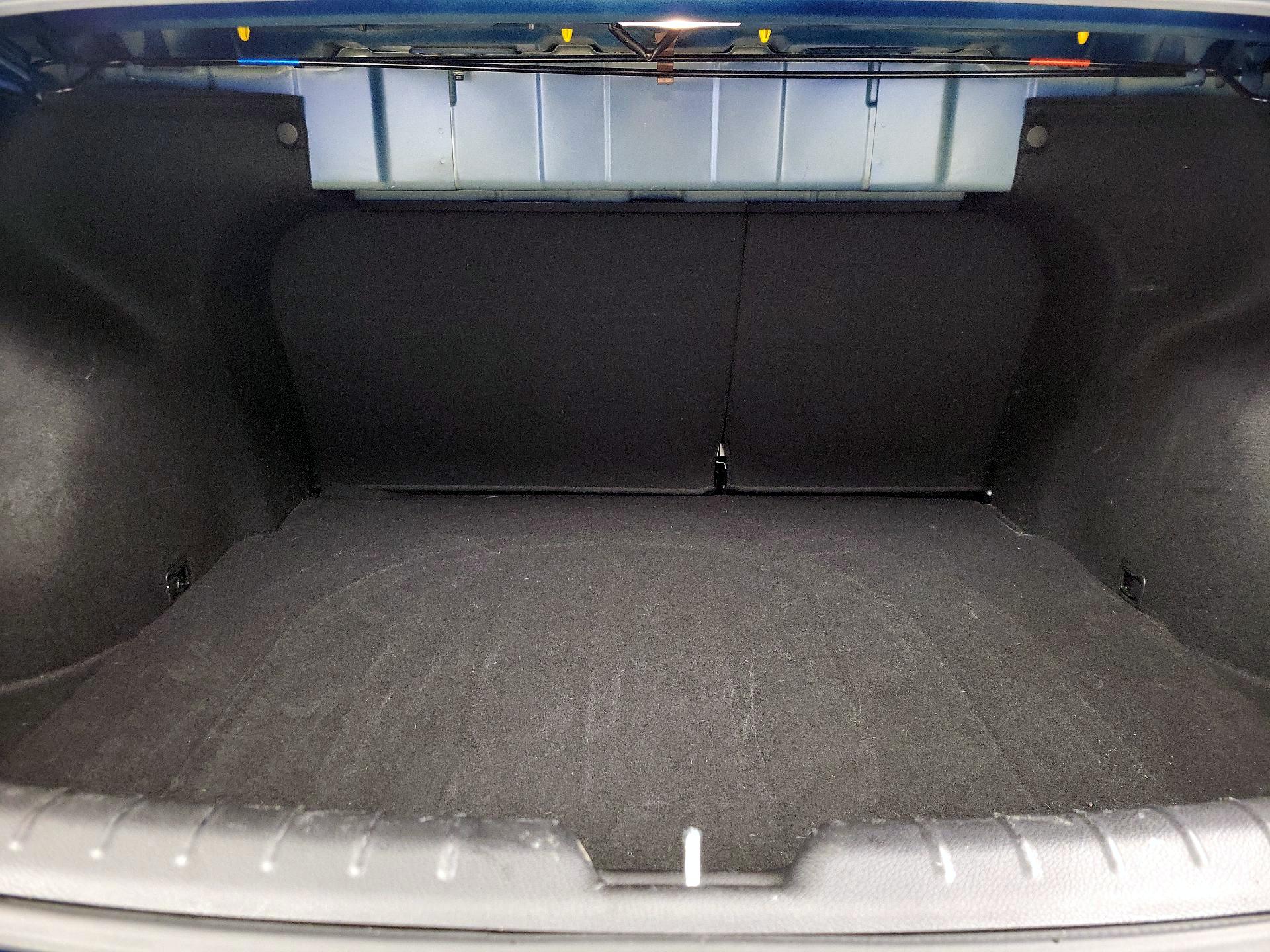 Thumbnail: 2019 Kia Rio - 20