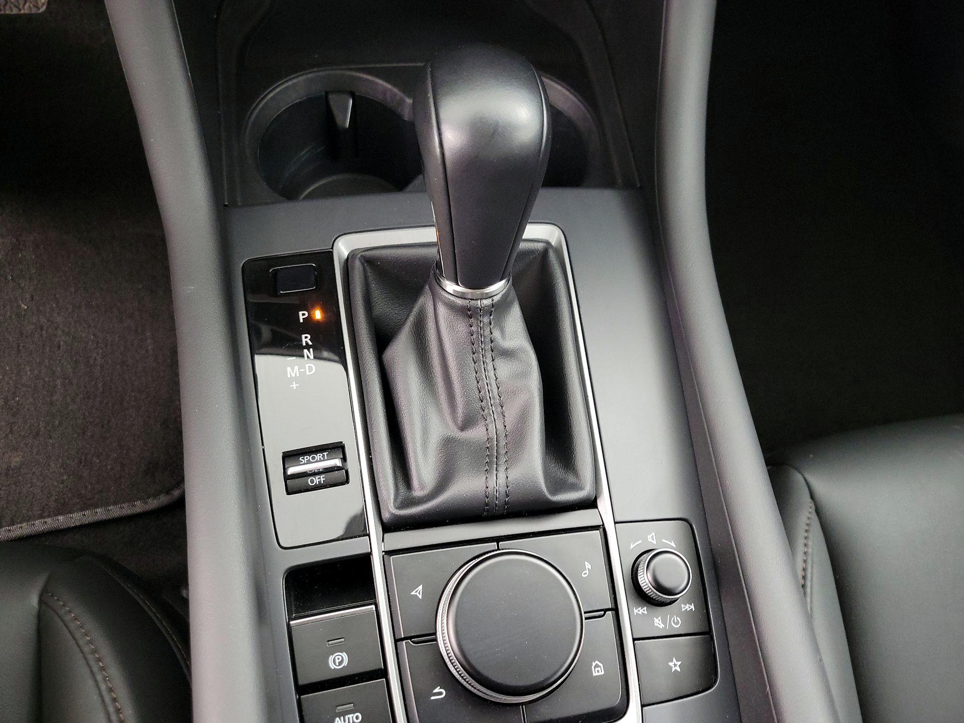 Thumbnail: 2021 Mazda Mazda3 - 17