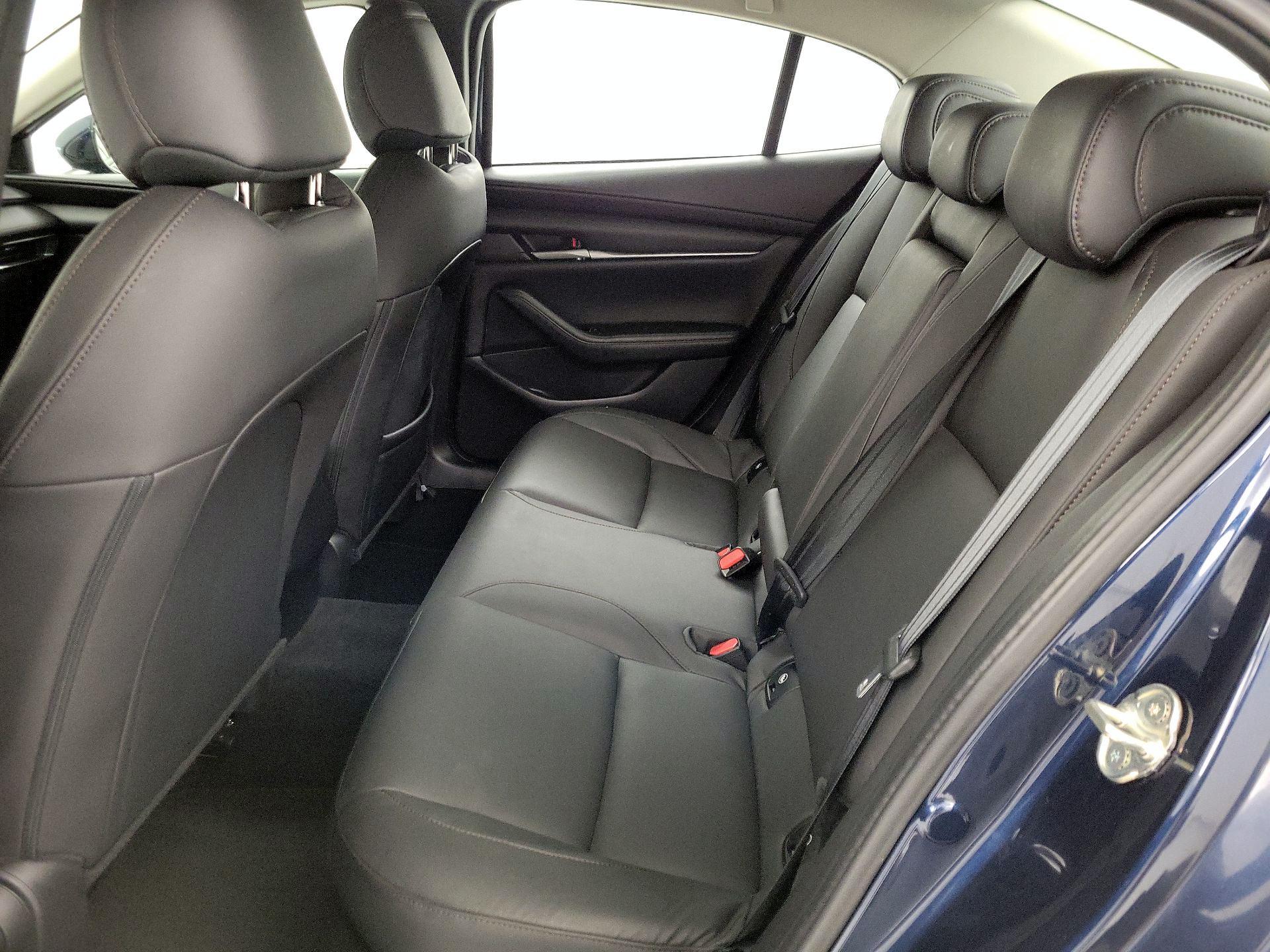 Thumbnail: 2021 Mazda Mazda3 - 19