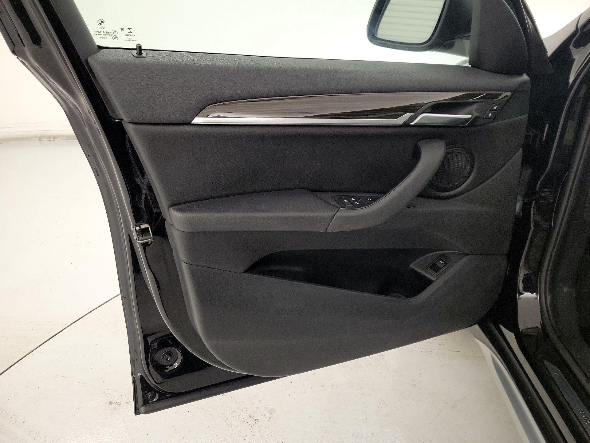 Thumbnail: 2018 BMW X1 - 12