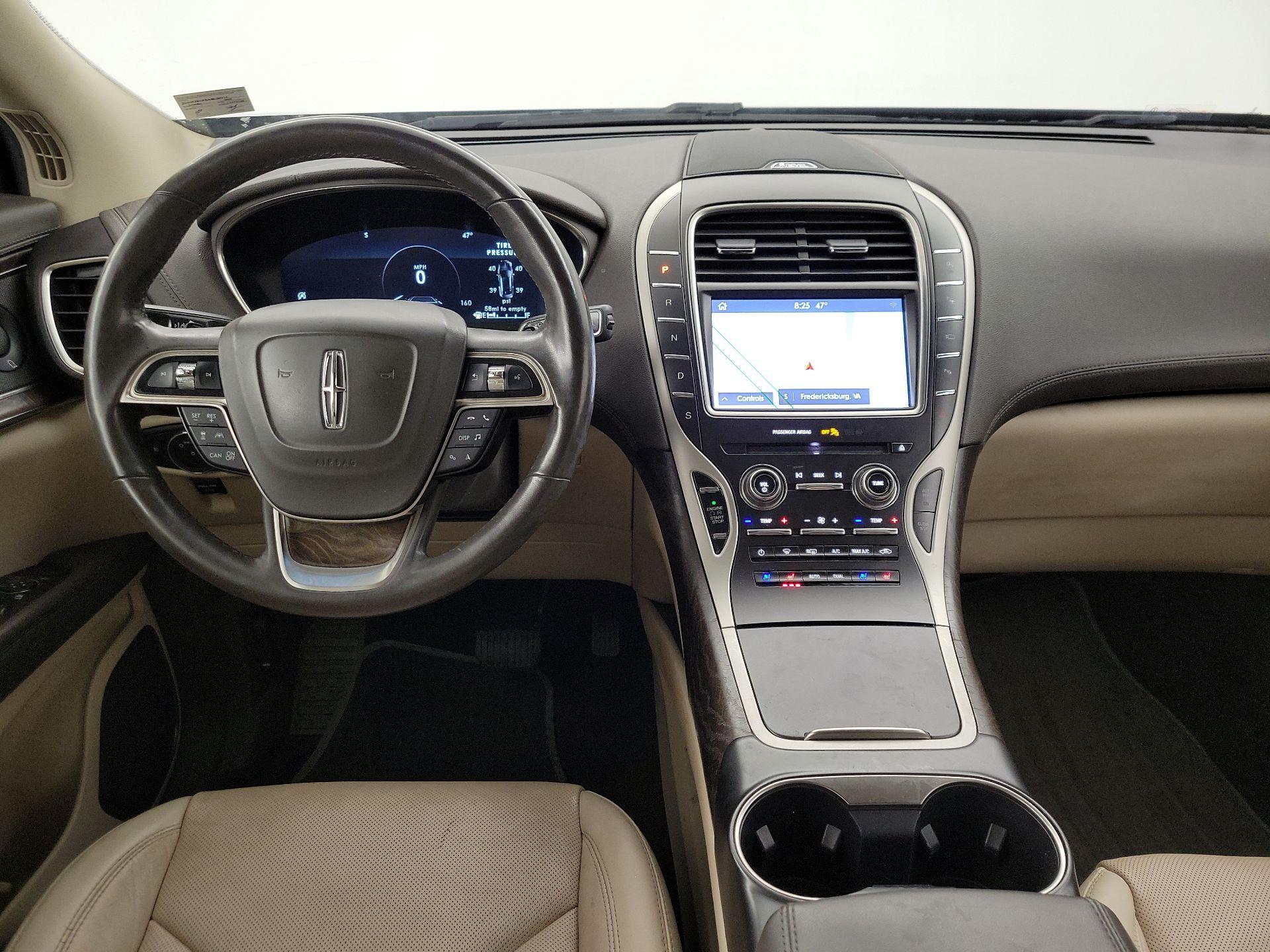 Thumbnail: 2019 Lincoln Nautilus - 9