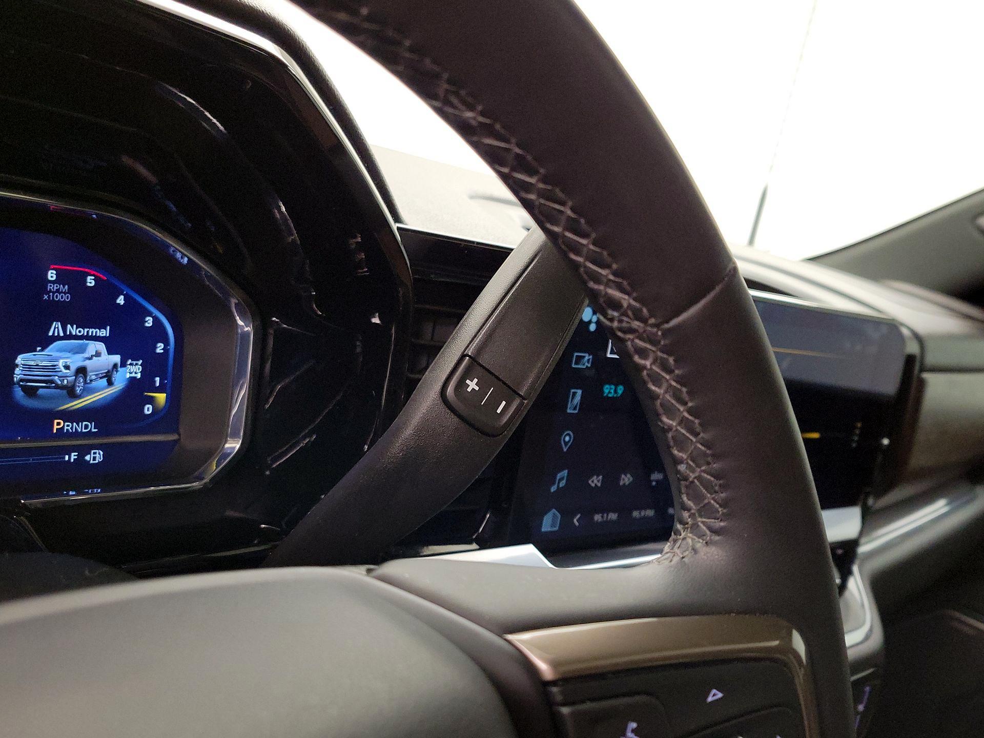 Thumbnail: 2024 Chevrolet Silverado 2500 - 17