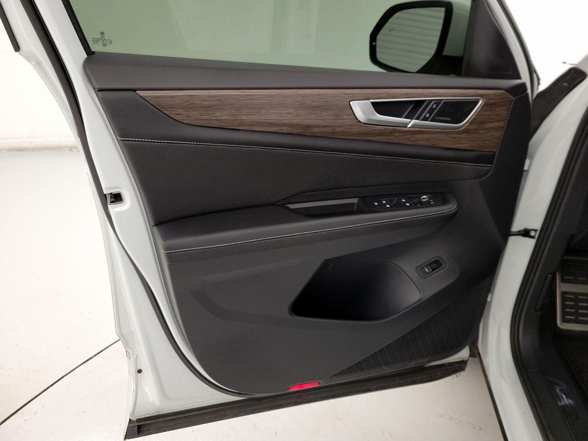 Thumbnail: 2024 Volkswagen Atlas - 12