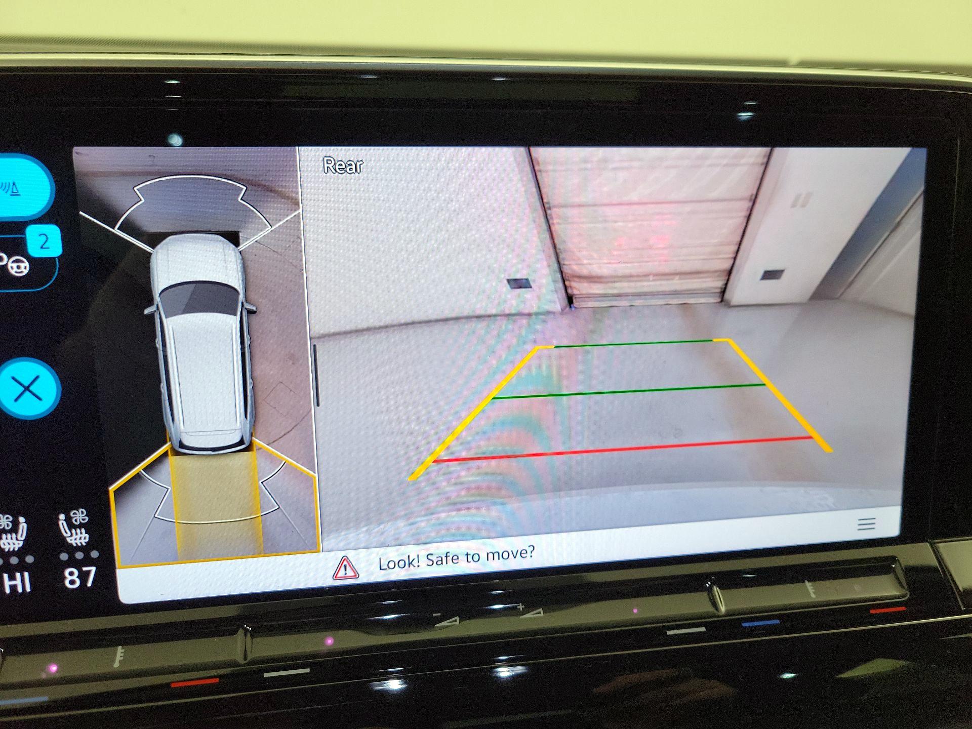 Thumbnail: 2024 Volkswagen Atlas - 14