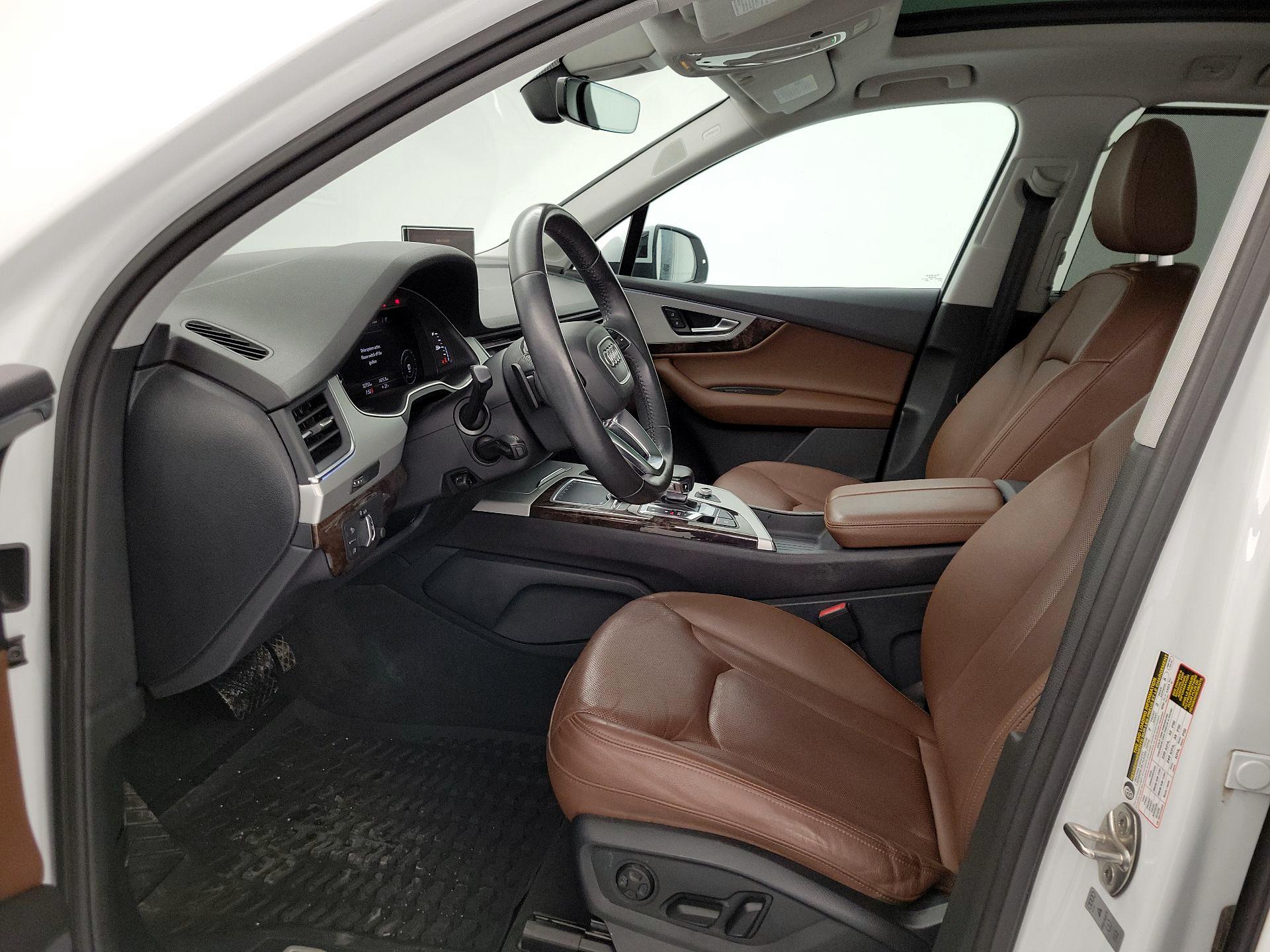 Thumbnail: 2019 Audi Q7 - 11