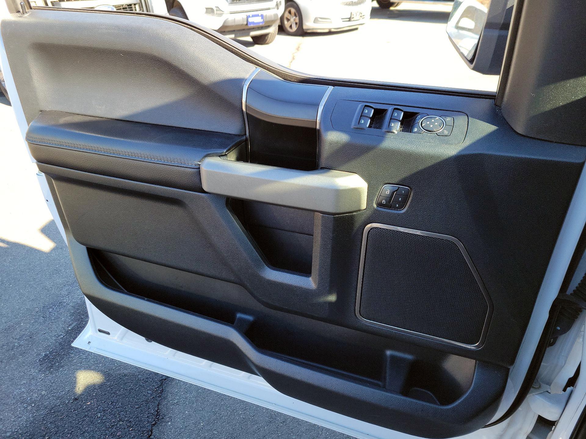 Thumbnail: 2019 Ford F-150 - 10