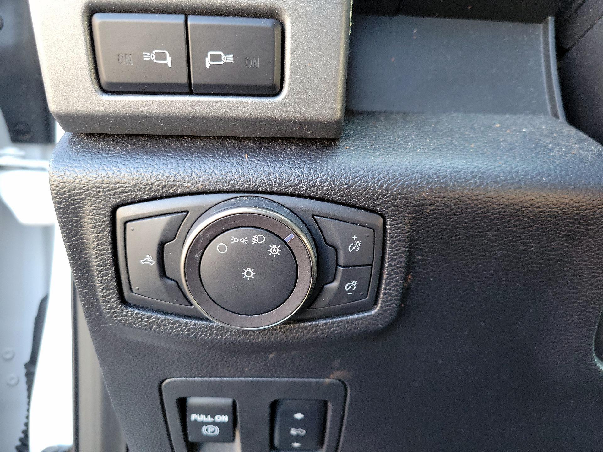 Thumbnail: 2019 Ford F-150 - 11