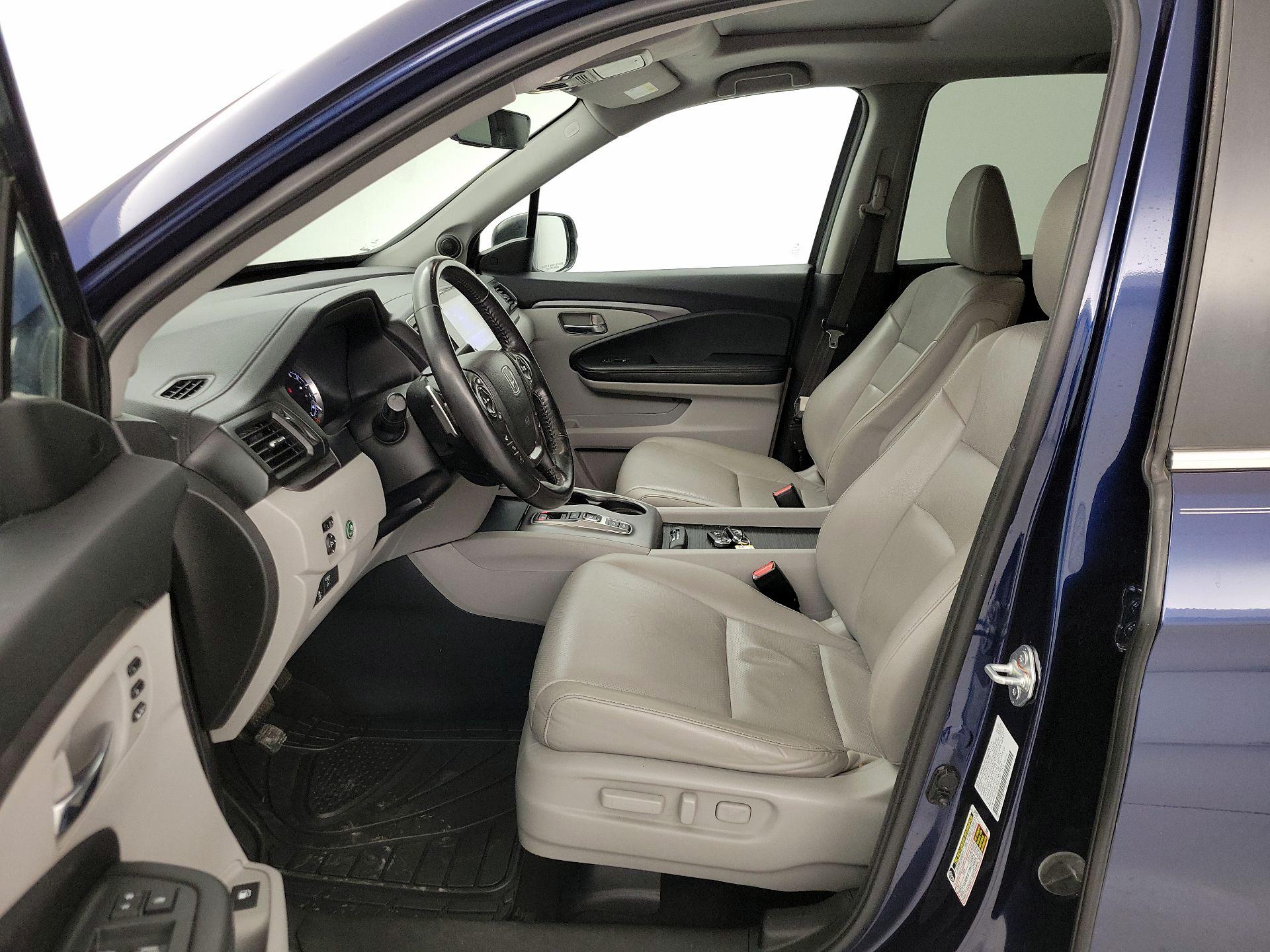 Thumbnail: 2023 Honda Ridgeline - 11