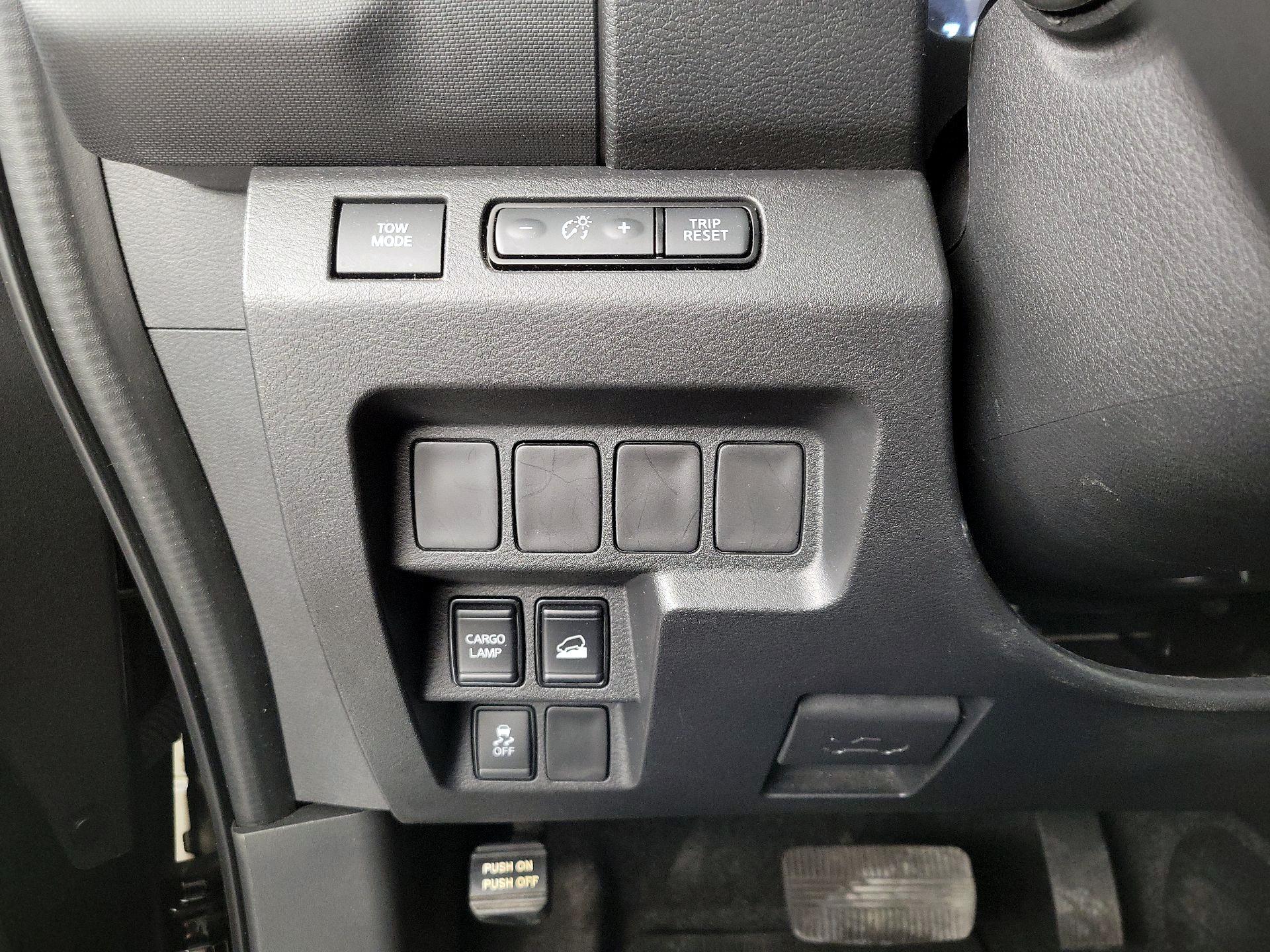 Thumbnail: 2022 Nissan Frontier - 13