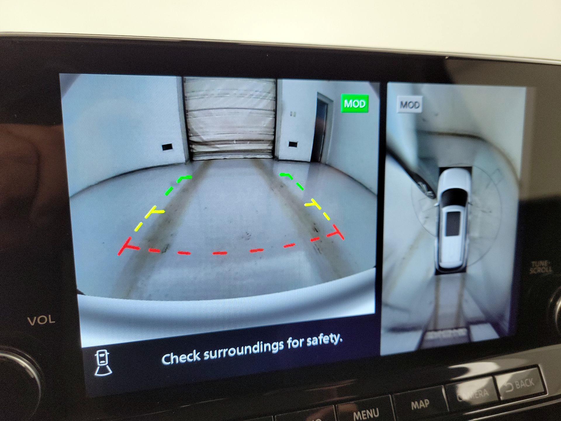 Thumbnail: 2023 Nissan Pathfinder - 15