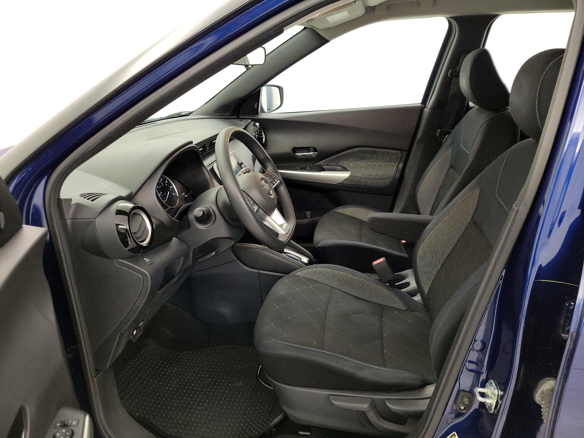 Thumbnail: 2018 Nissan Kicks - 11