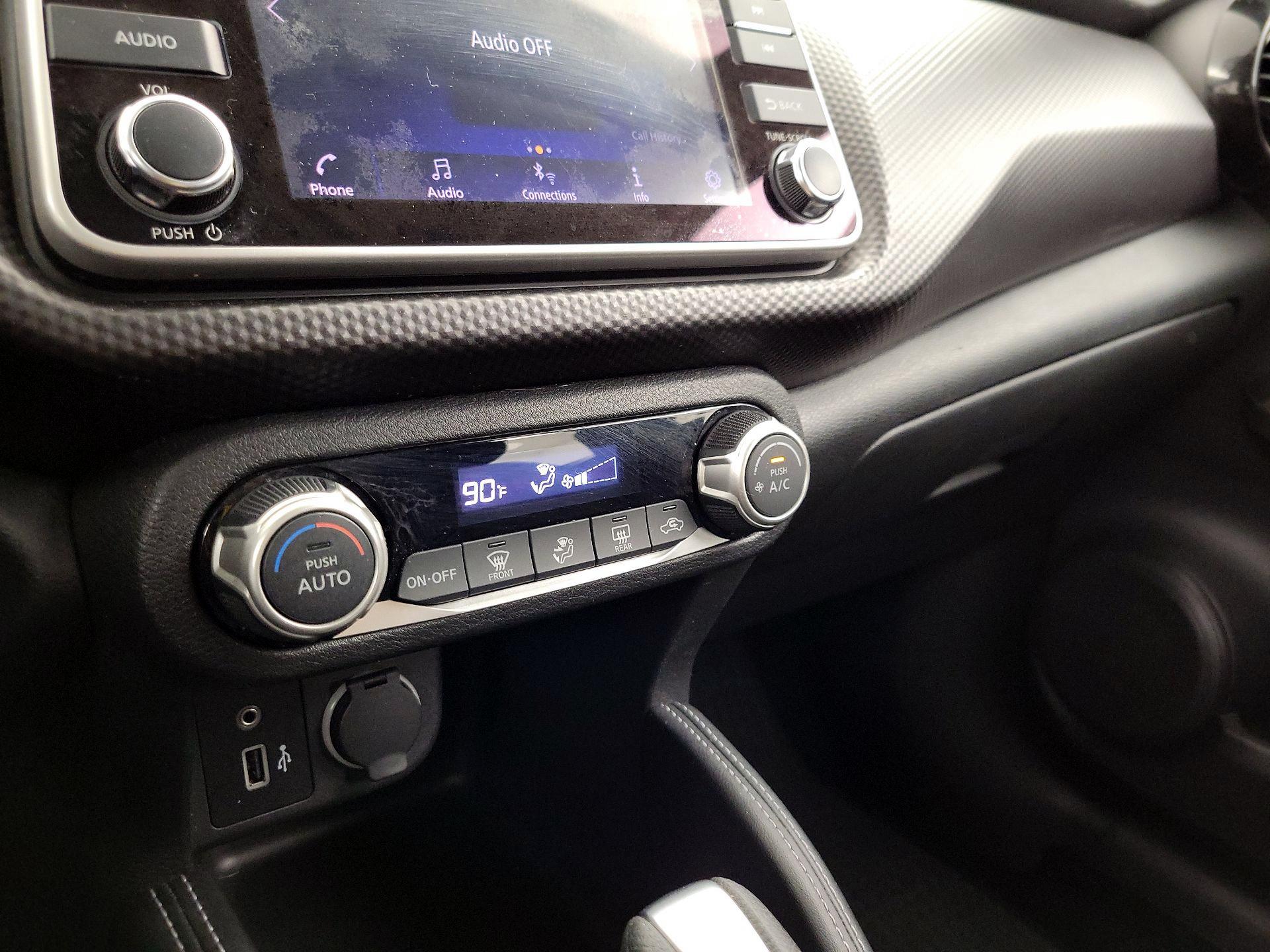 Thumbnail: 2018 Nissan Kicks - 16