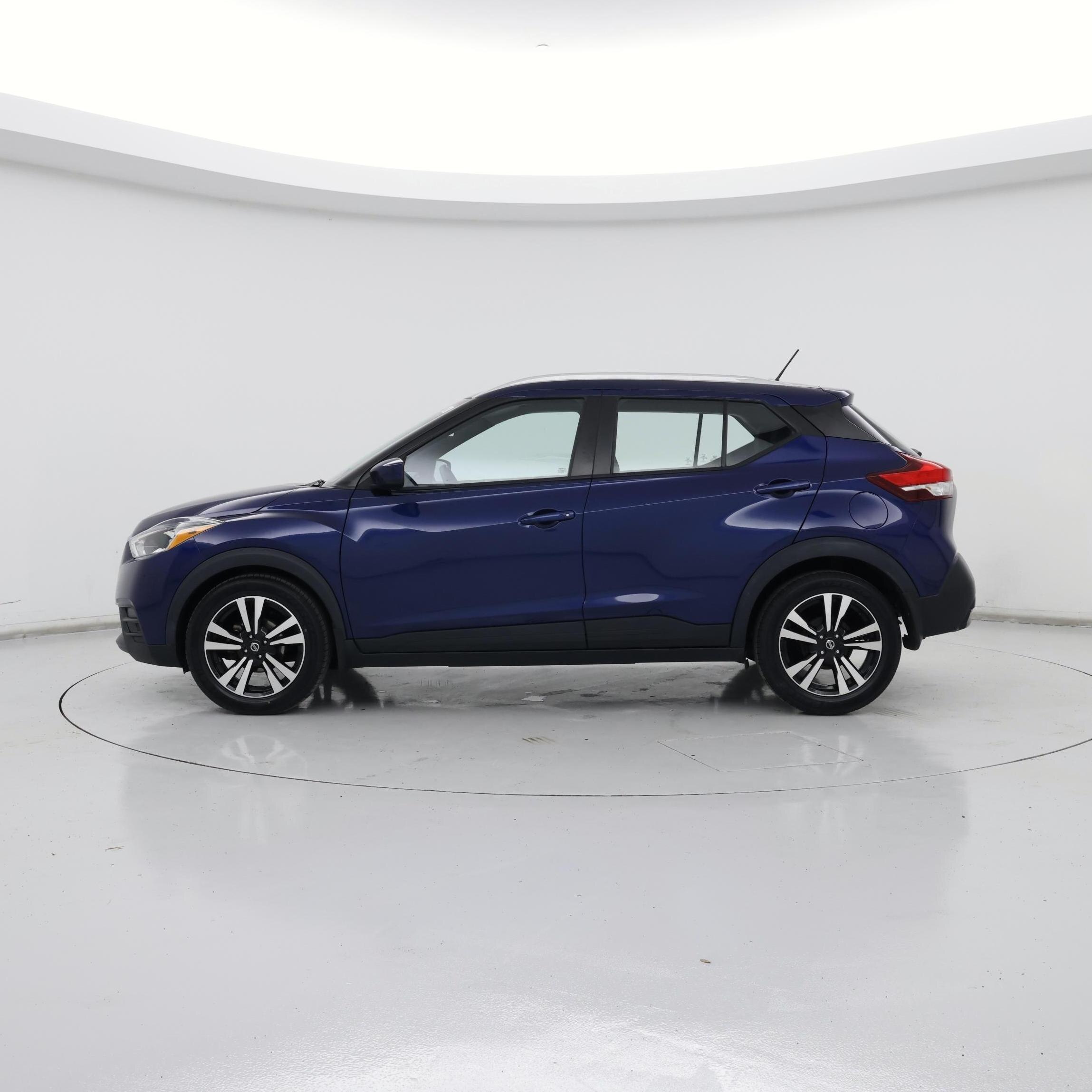 Thumbnail: 2018 Nissan Kicks - 3