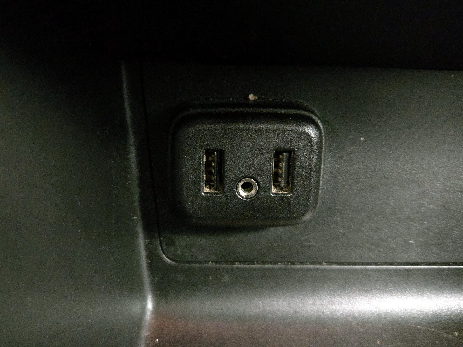 Thumbnail: 2022 Chevrolet Colorado - 18