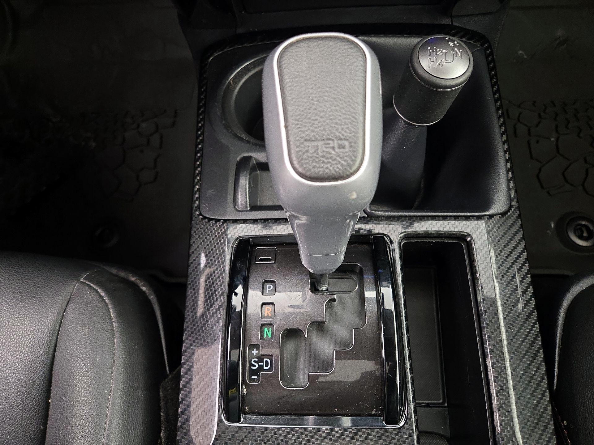 Thumbnail: 2023 Toyota 4Runner - 18