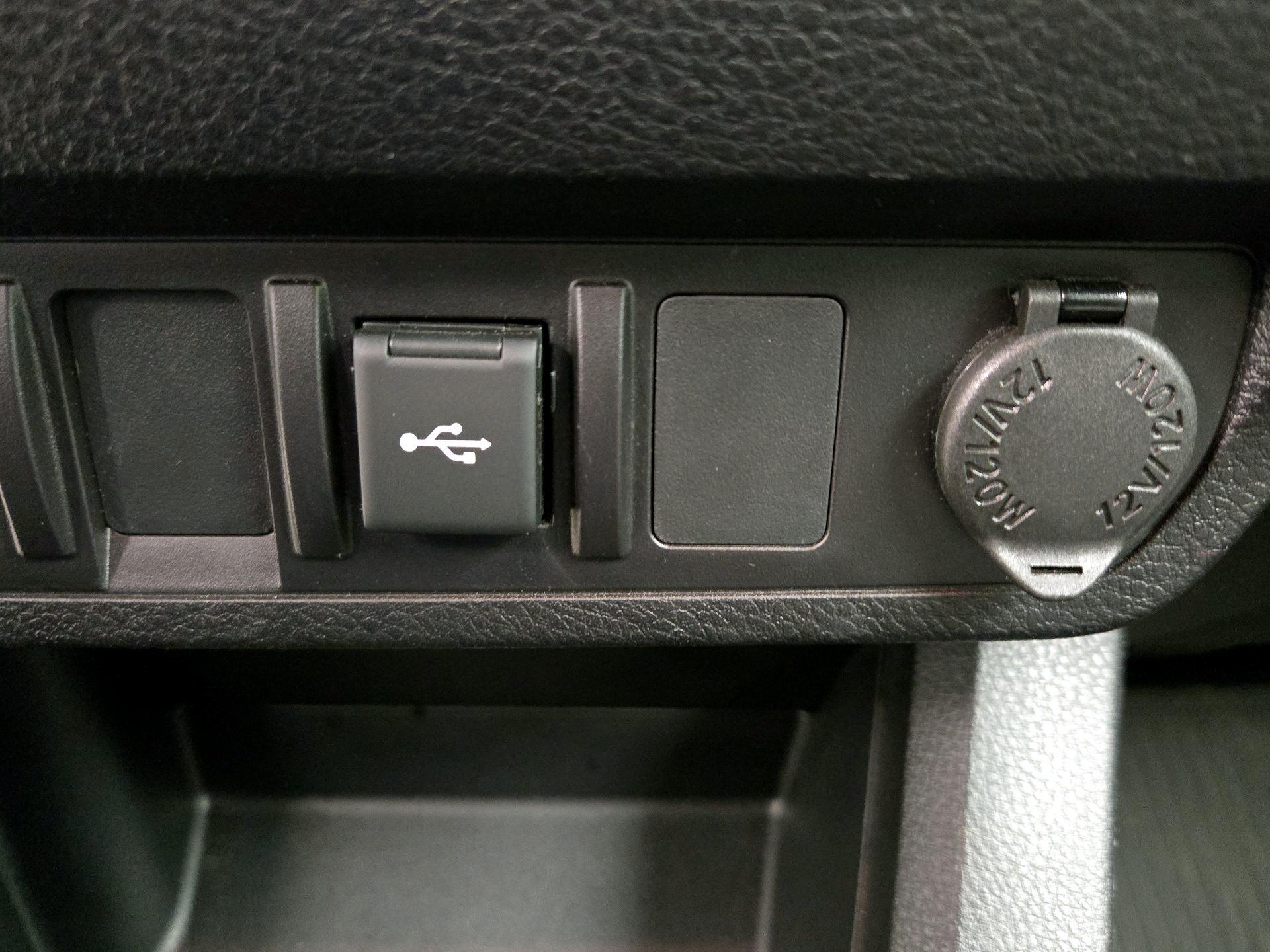 Thumbnail: 2023 Toyota Tacoma - 18