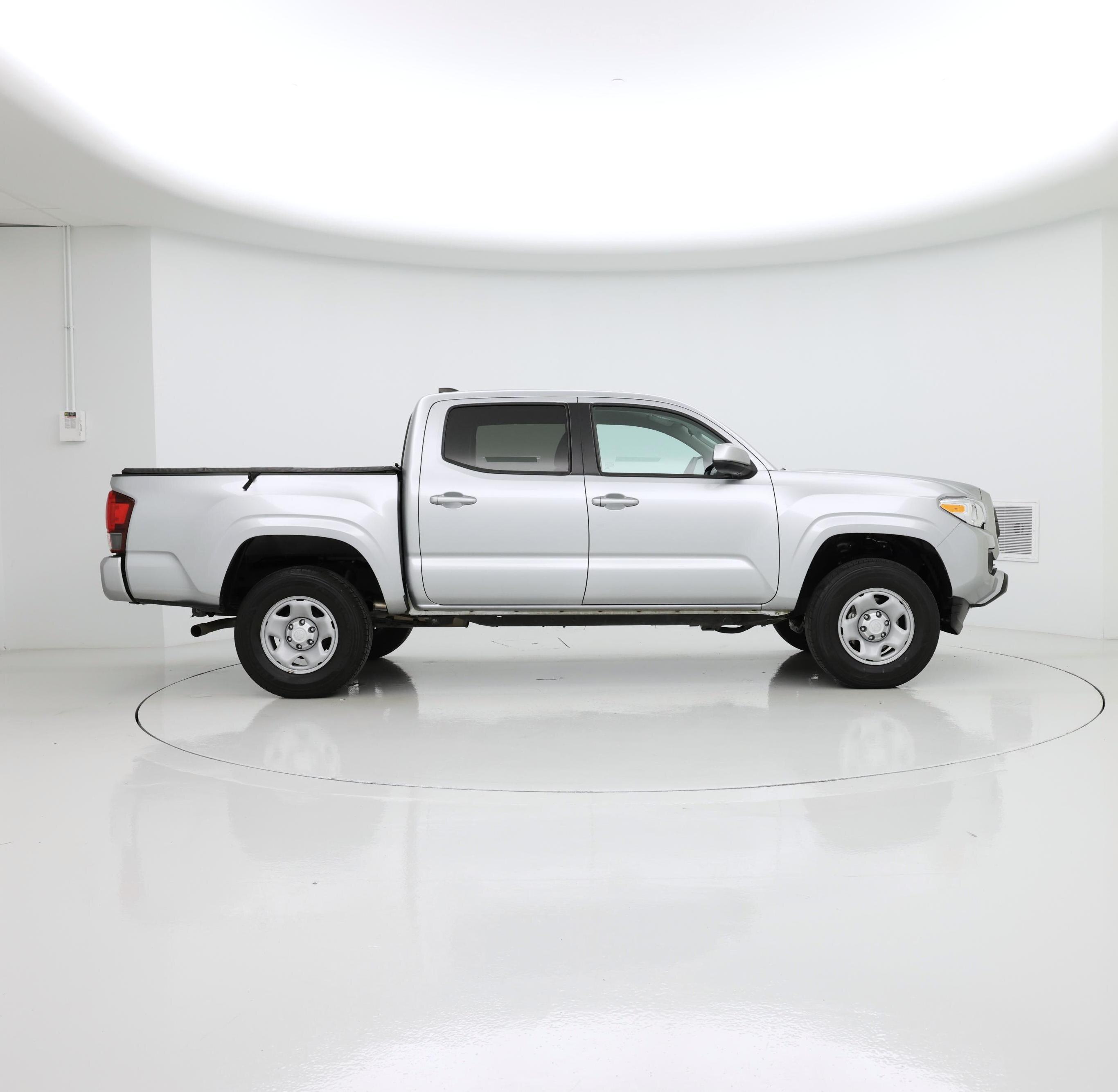 Thumbnail: 2023 Toyota Tacoma - 7