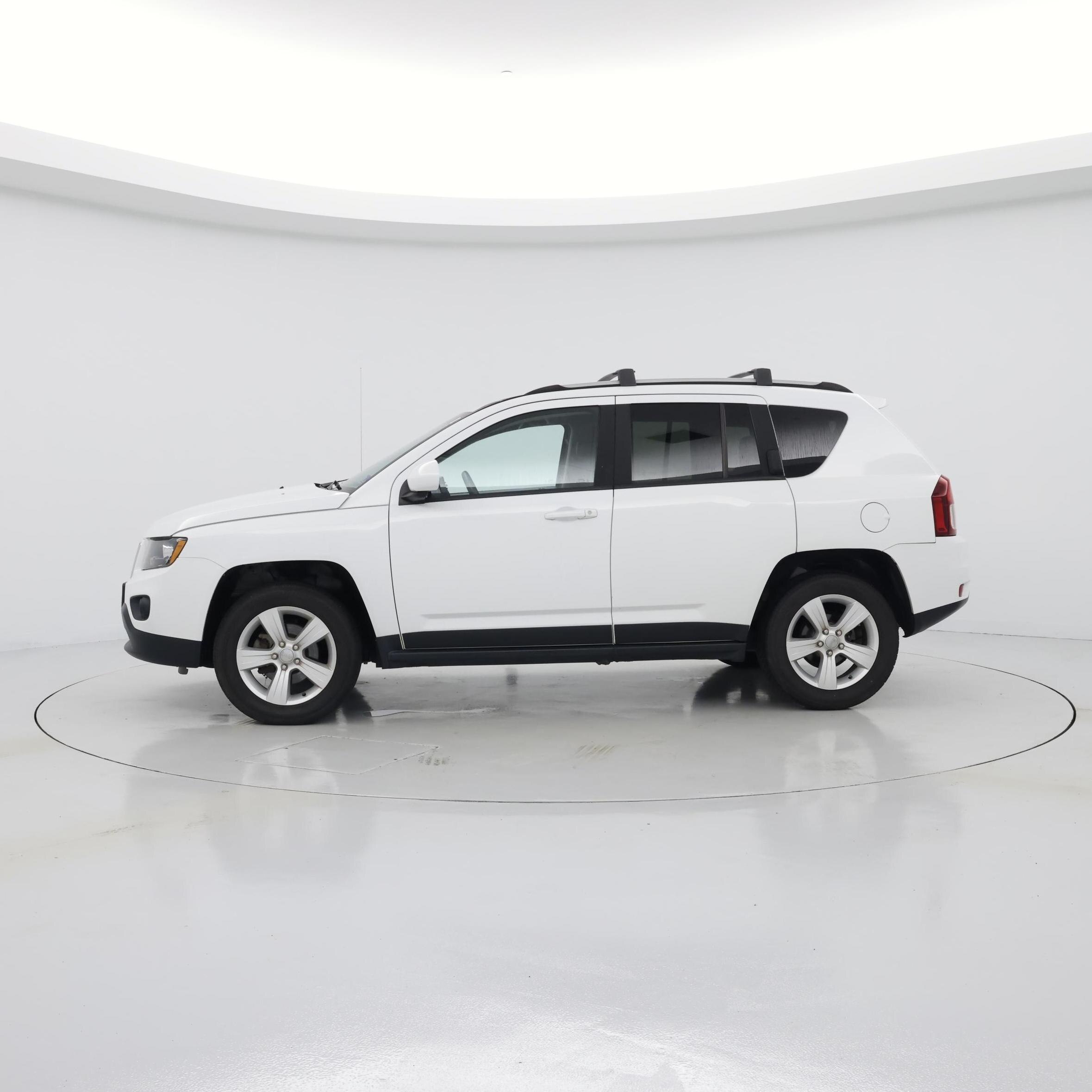 Thumbnail: 2016 Jeep Compass - 3