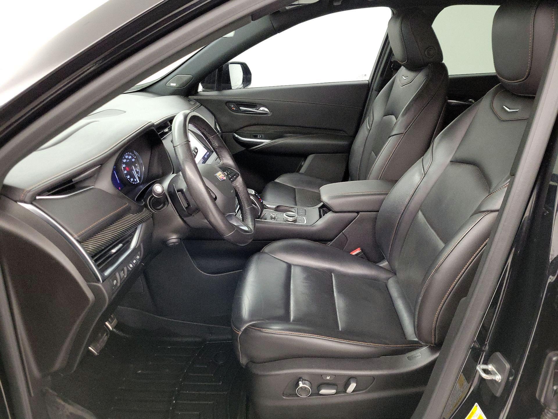 Thumbnail: 2019 Cadillac XT4 - 11