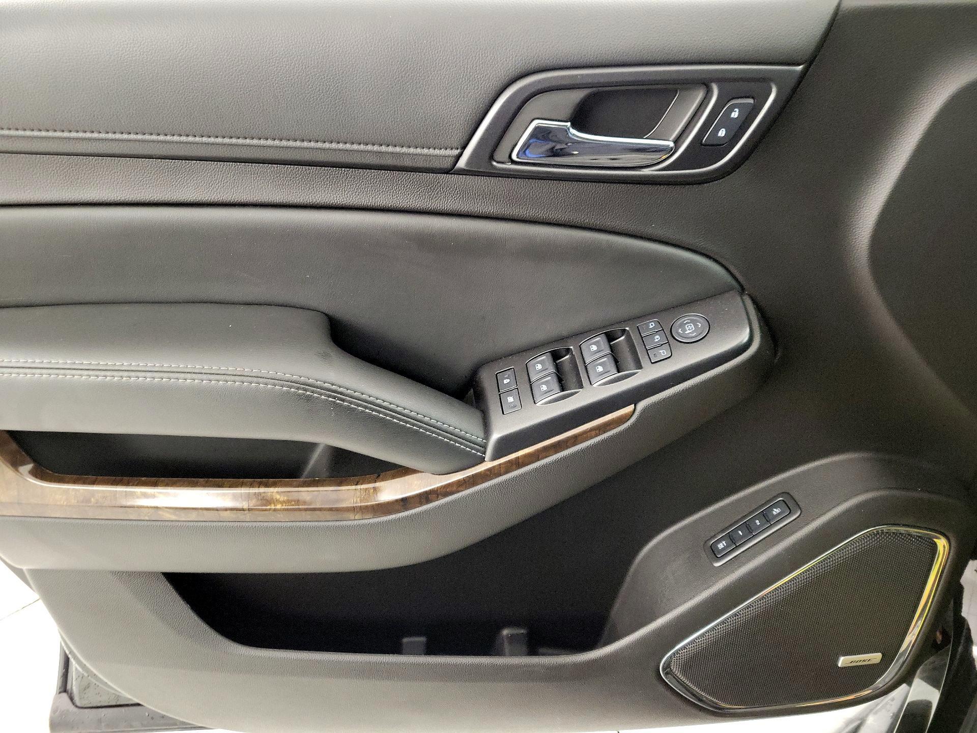 Thumbnail: 2016 Chevrolet Tahoe - 12