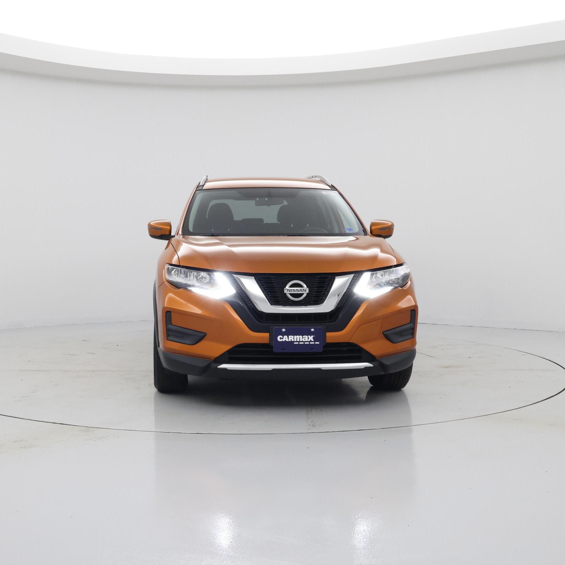 Thumbnail: 2017 Nissan Rogue - 5