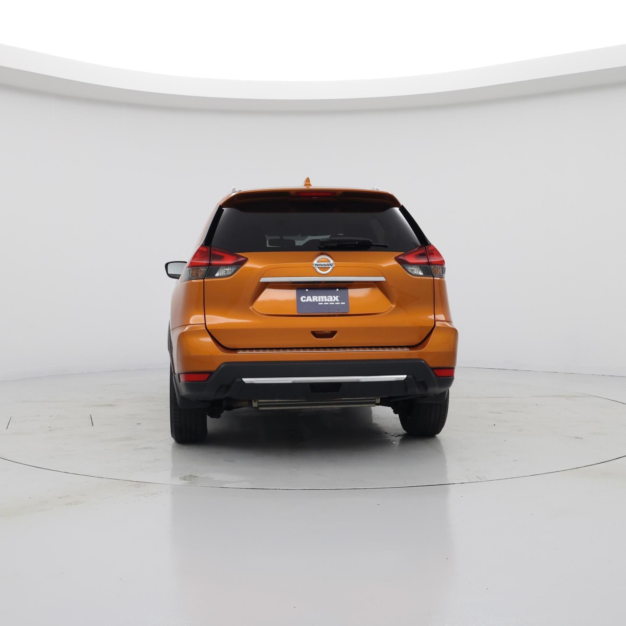 Thumbnail: 2017 Nissan Rogue - 6