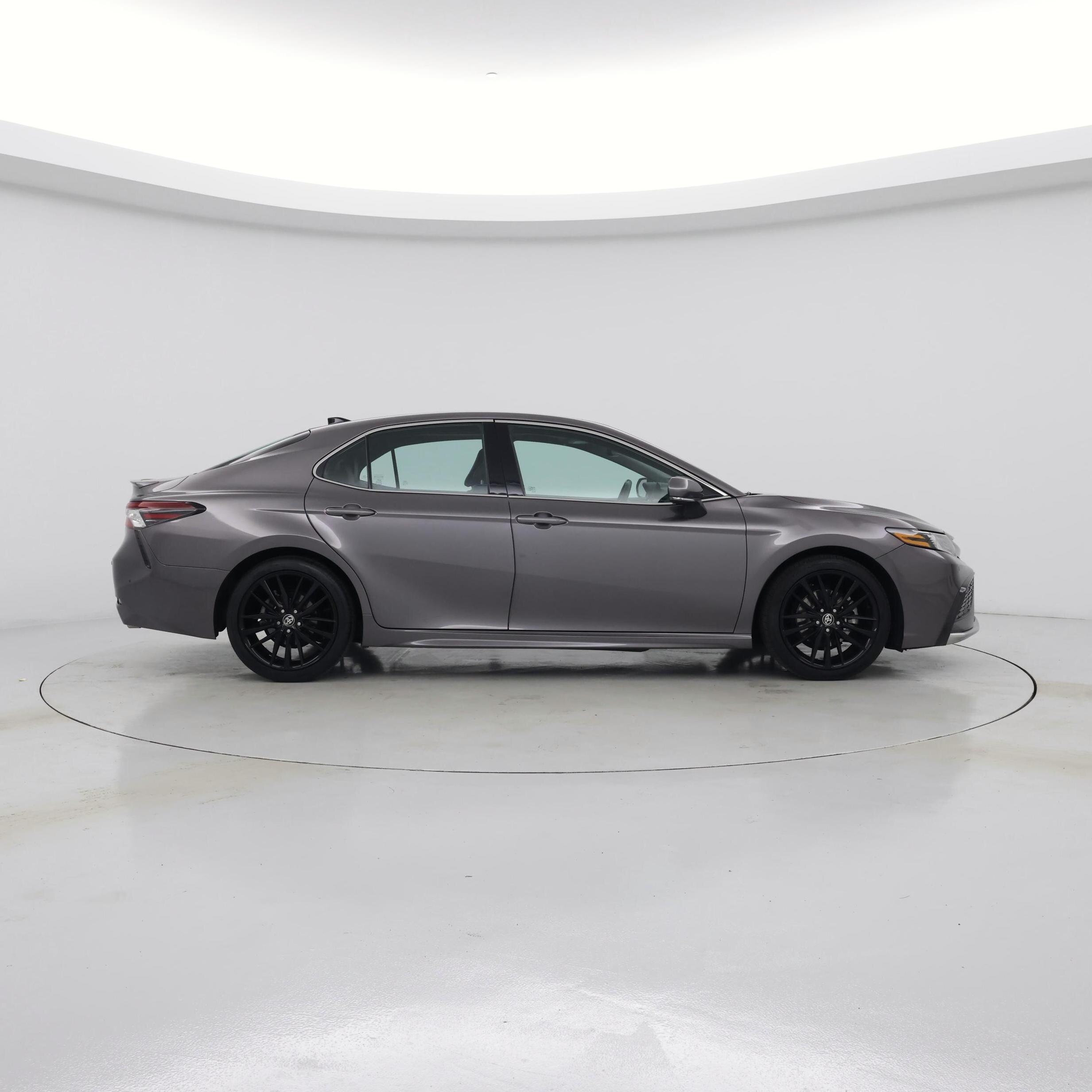 Thumbnail: 2022 Toyota Camry - 7