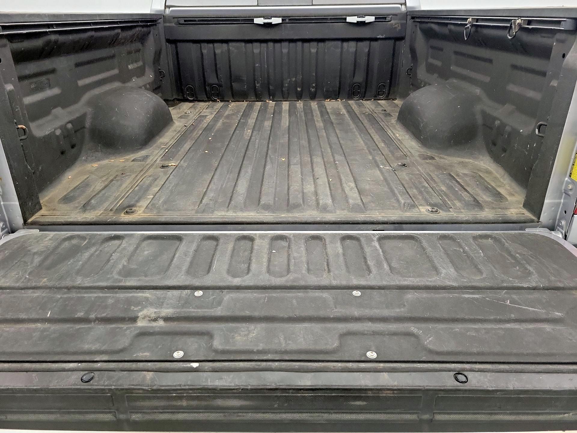 Thumbnail: 2021 Toyota Tundra - 20