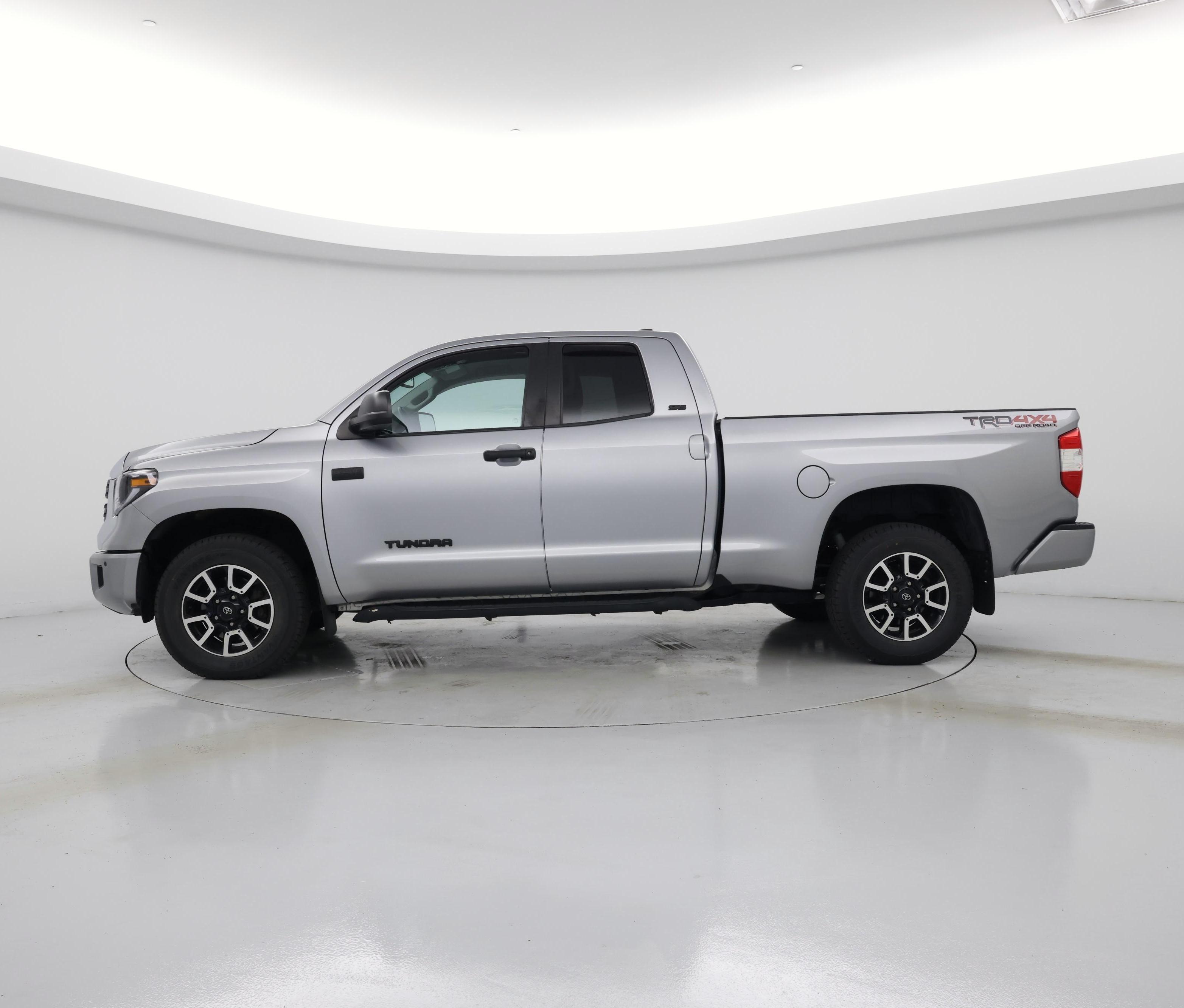 Thumbnail: 2021 Toyota Tundra - 3